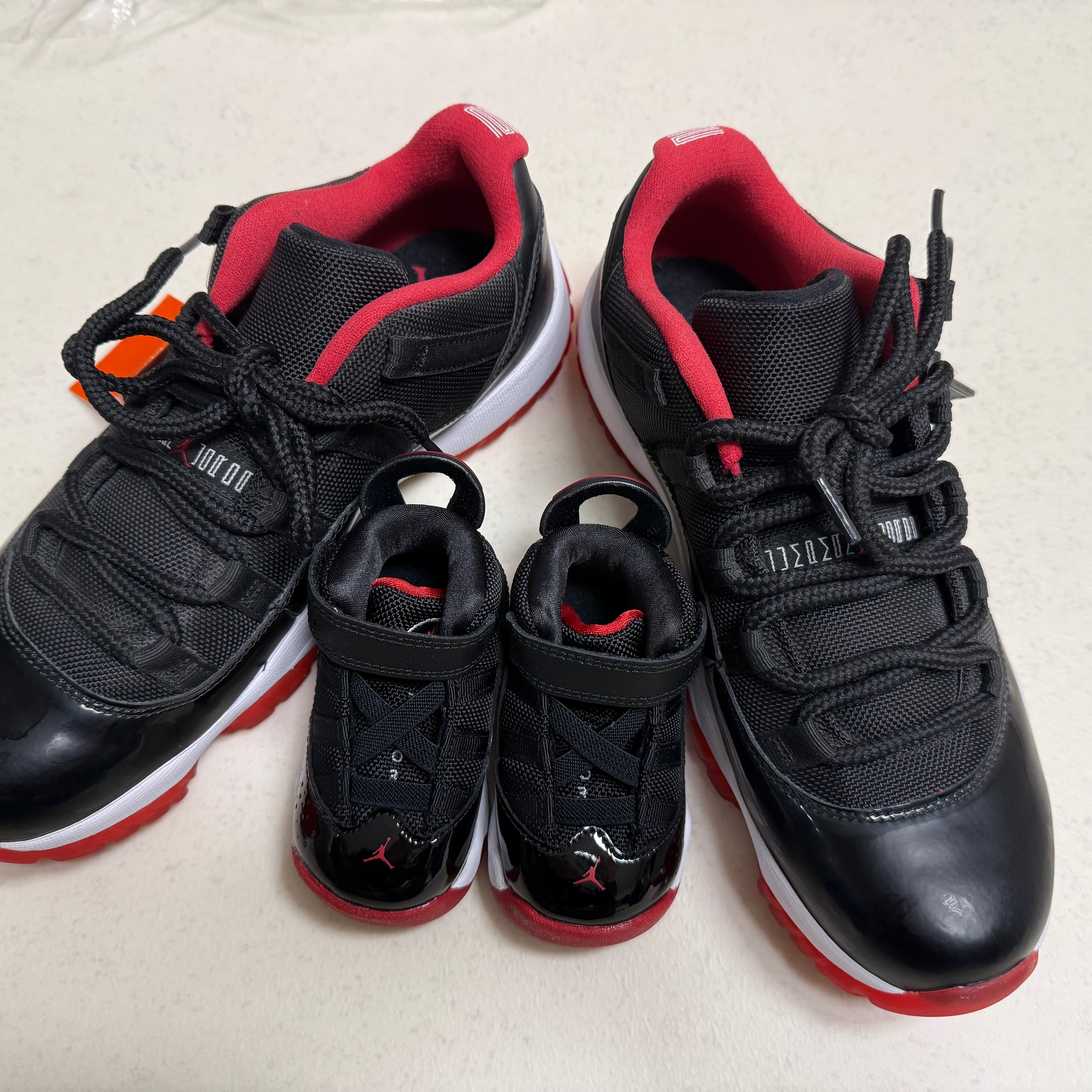 Jordan 11 Retro Low Bred 착용 스타일 - 1