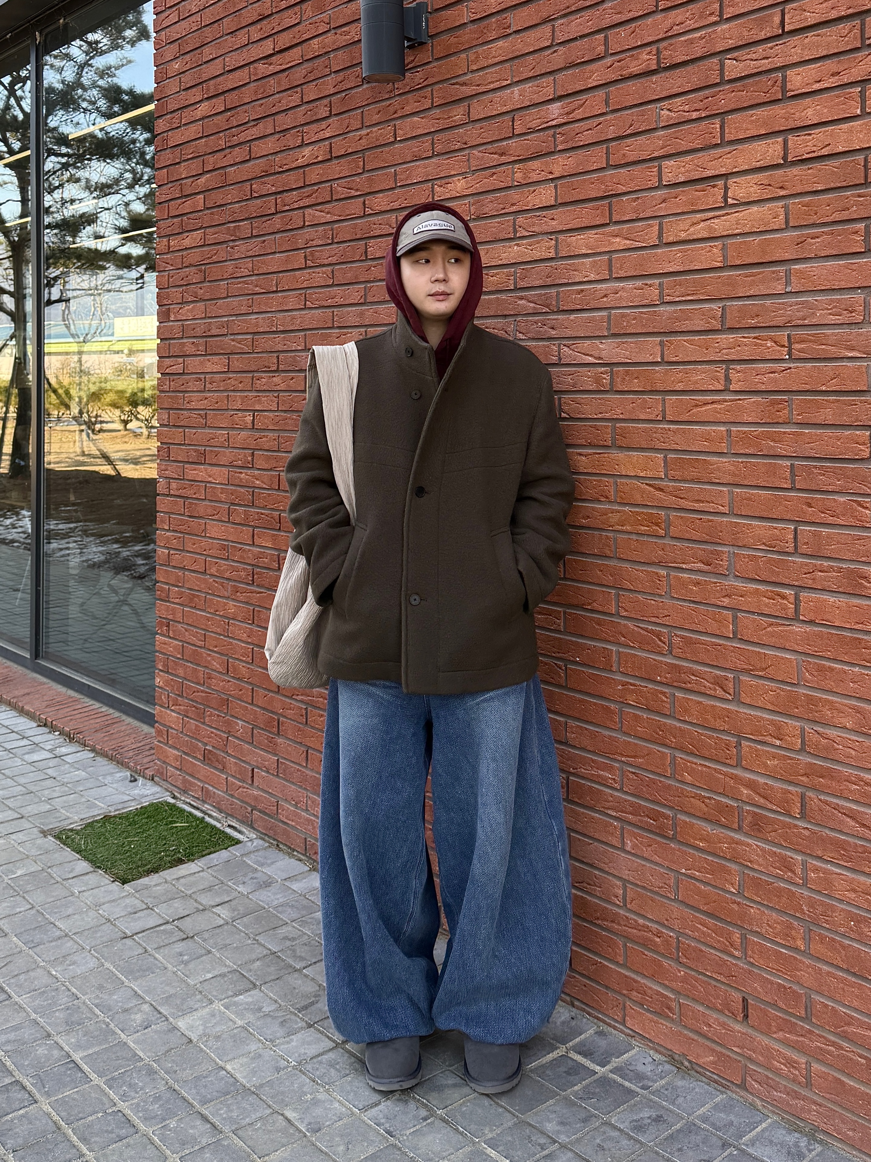 (W) UGG Classic Mini II Boots Grey 착용 스타일 - 1