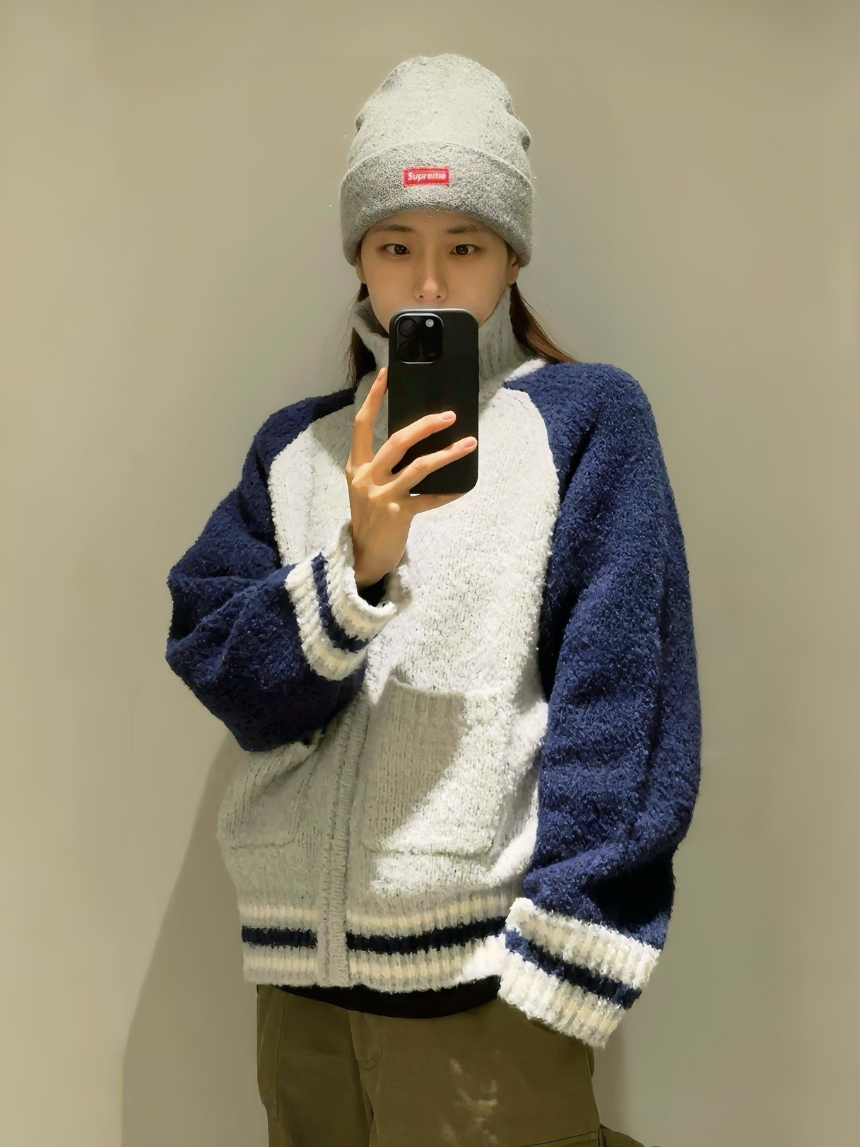 Supreme Mohair Beanie Heather Grey - 24FW 착용 스타일 - 1