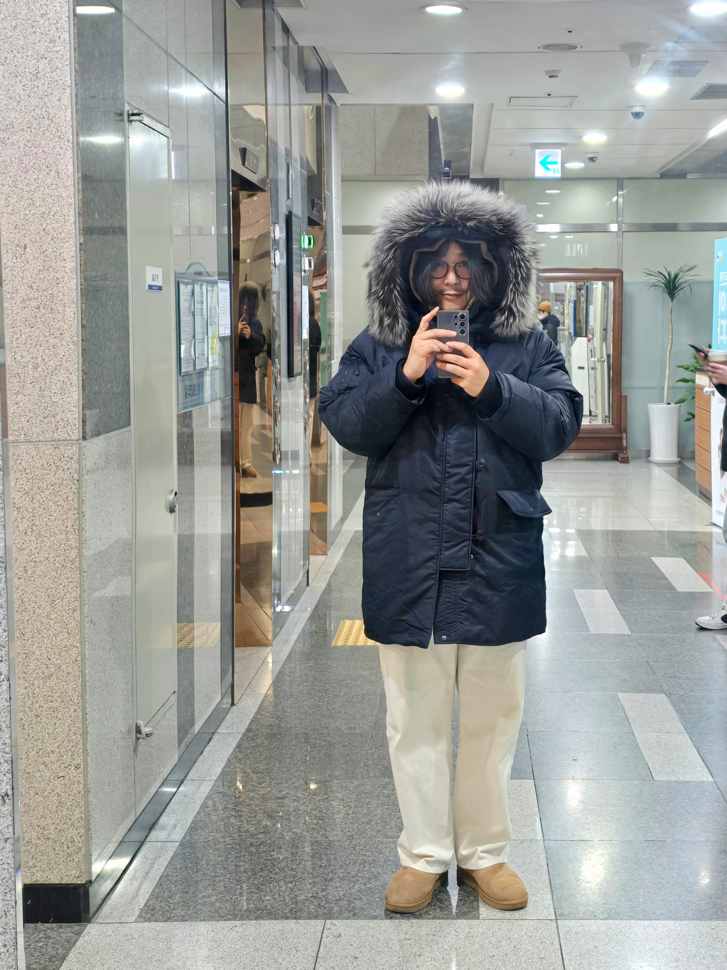 UGG Classic Mini Boots Chestnut 착용 스타일