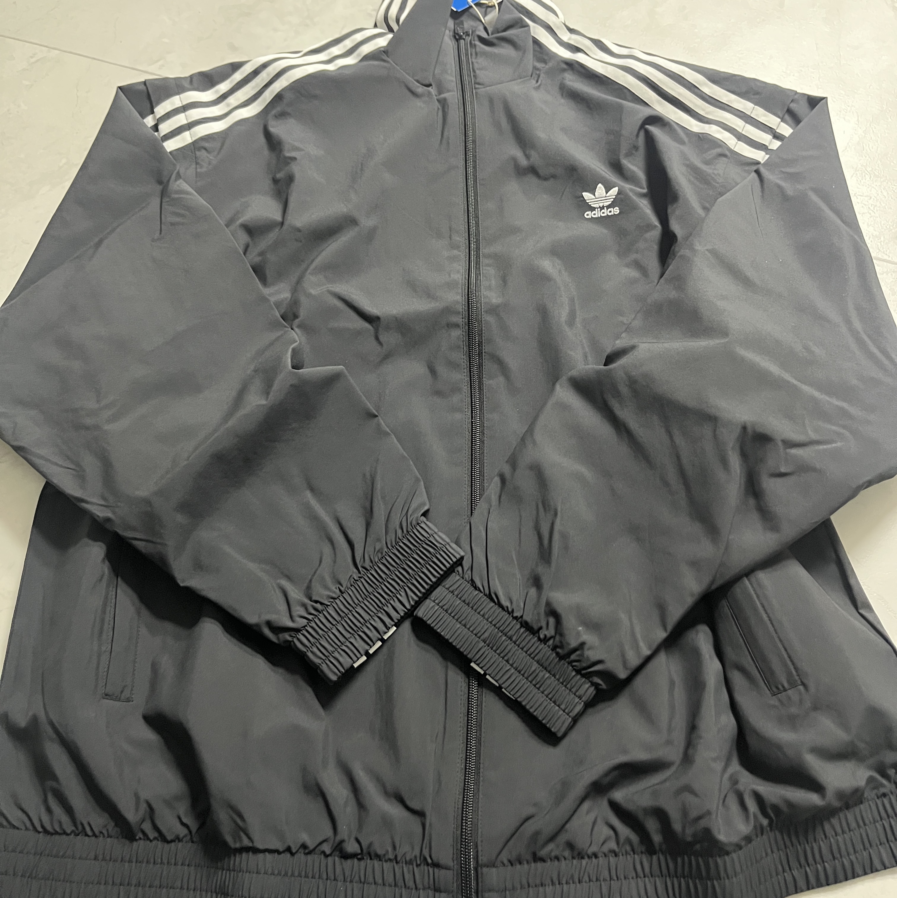 (W) Adidas Adilenium Season 2 Oversized Zip Track Top Gender Neutral Black - KR Sizing 착용 스타일