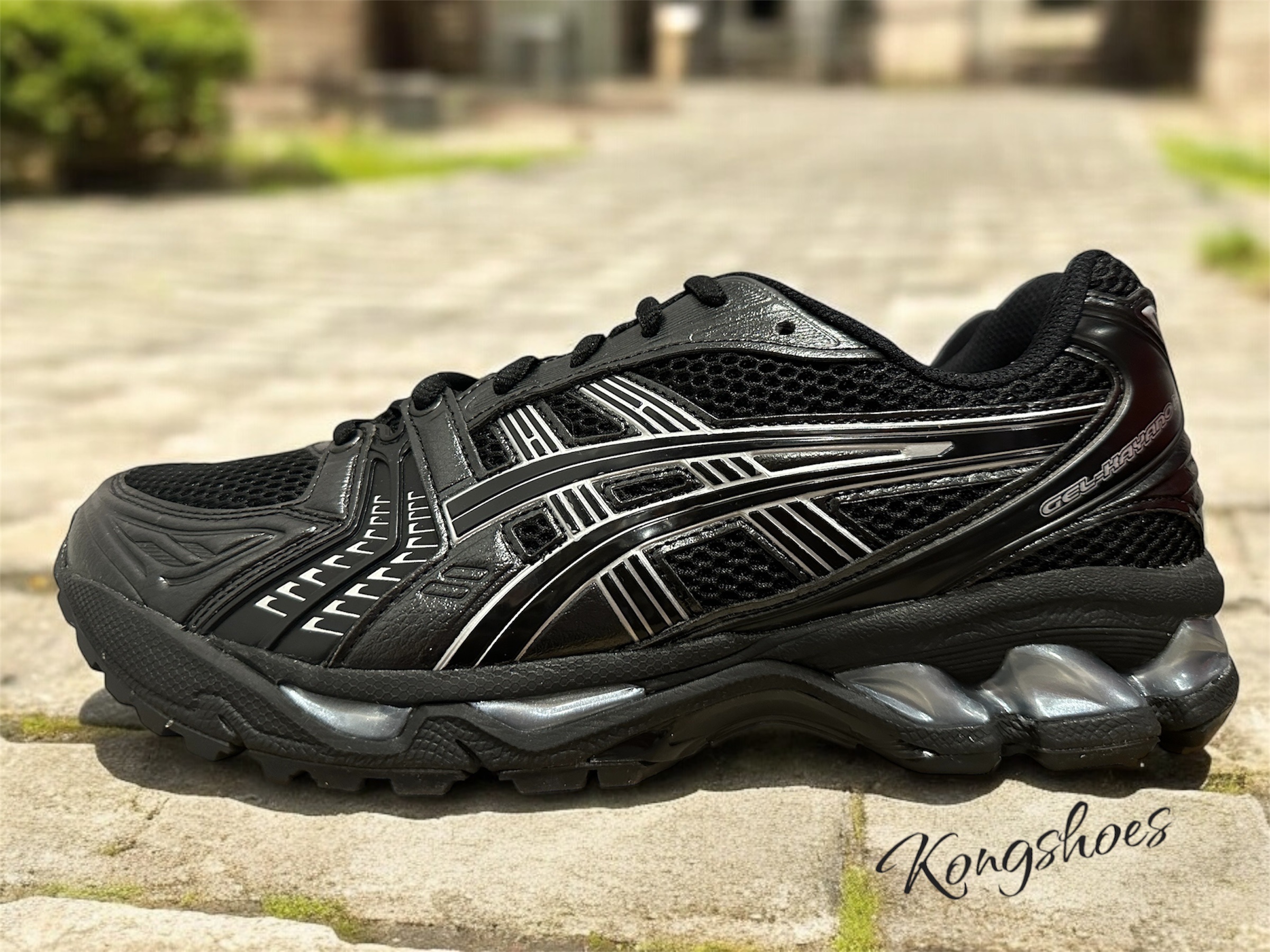 Asics Gel-Kayano 14 Black Pure Silver 착용 스타일