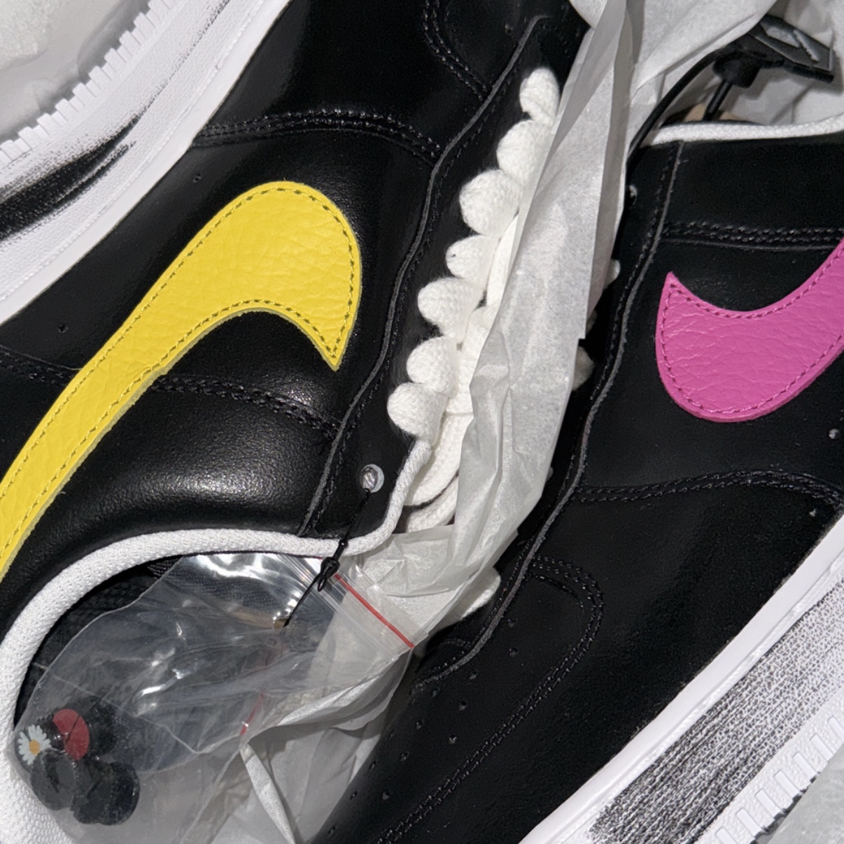 Nike x Peaceminusone Air Force 1 Low Para-Noise 3.0 Black and Multicolor 착용 스타일 - 2