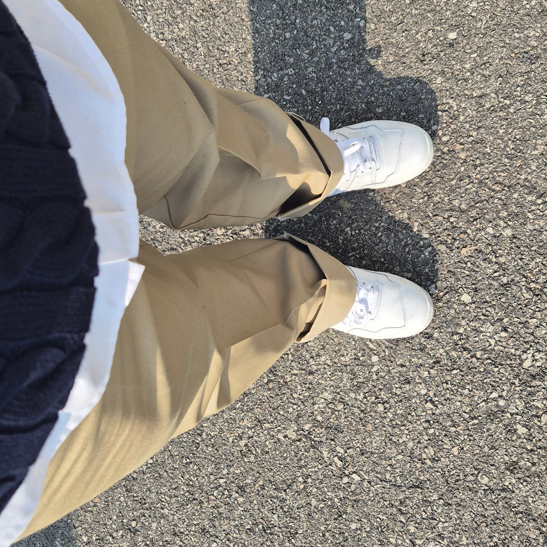 New Balance 550 White - 2E Wide 착용 스타일