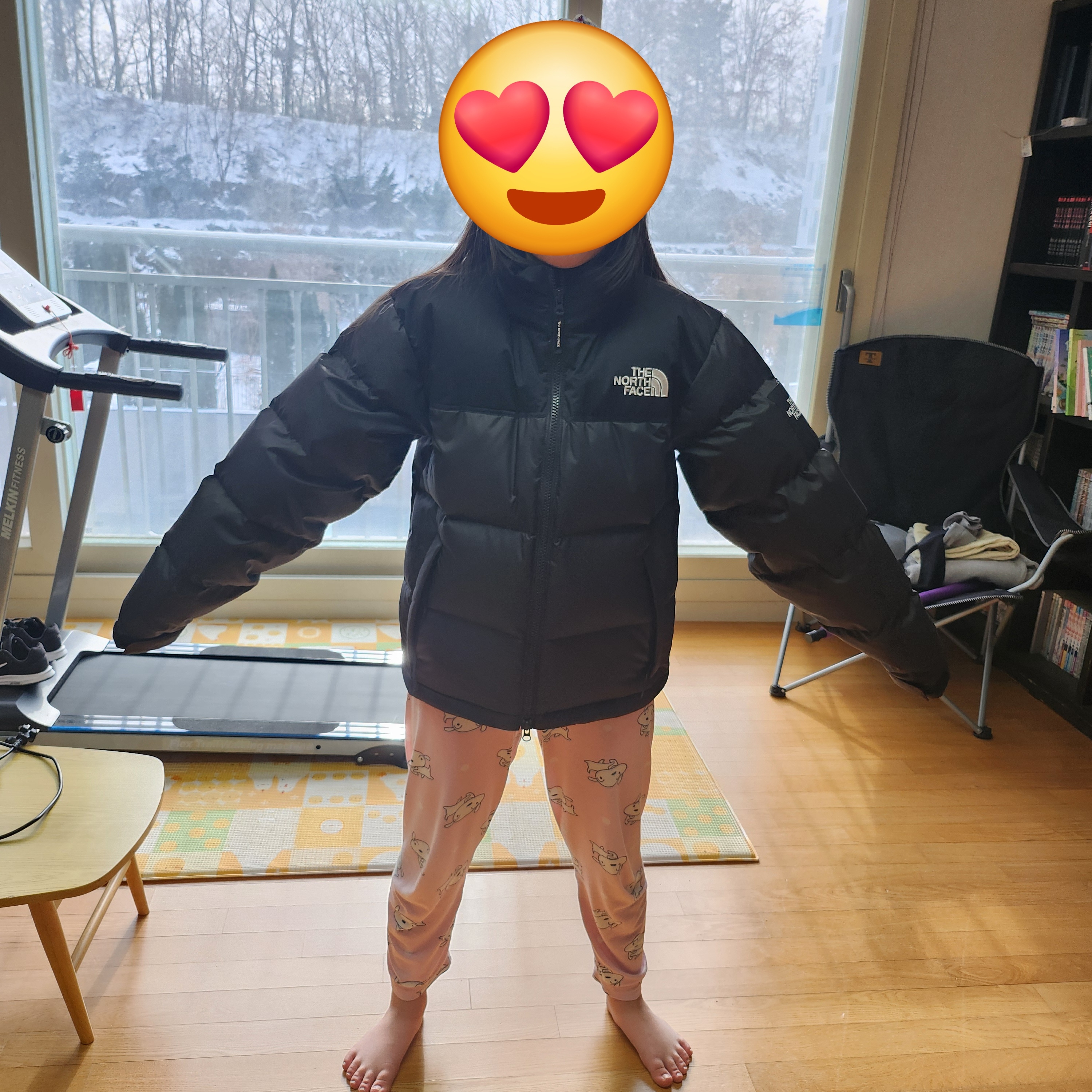 The North Face White Label Novelty Nuptse RDS Down Jacket Real Black 착용 스타일