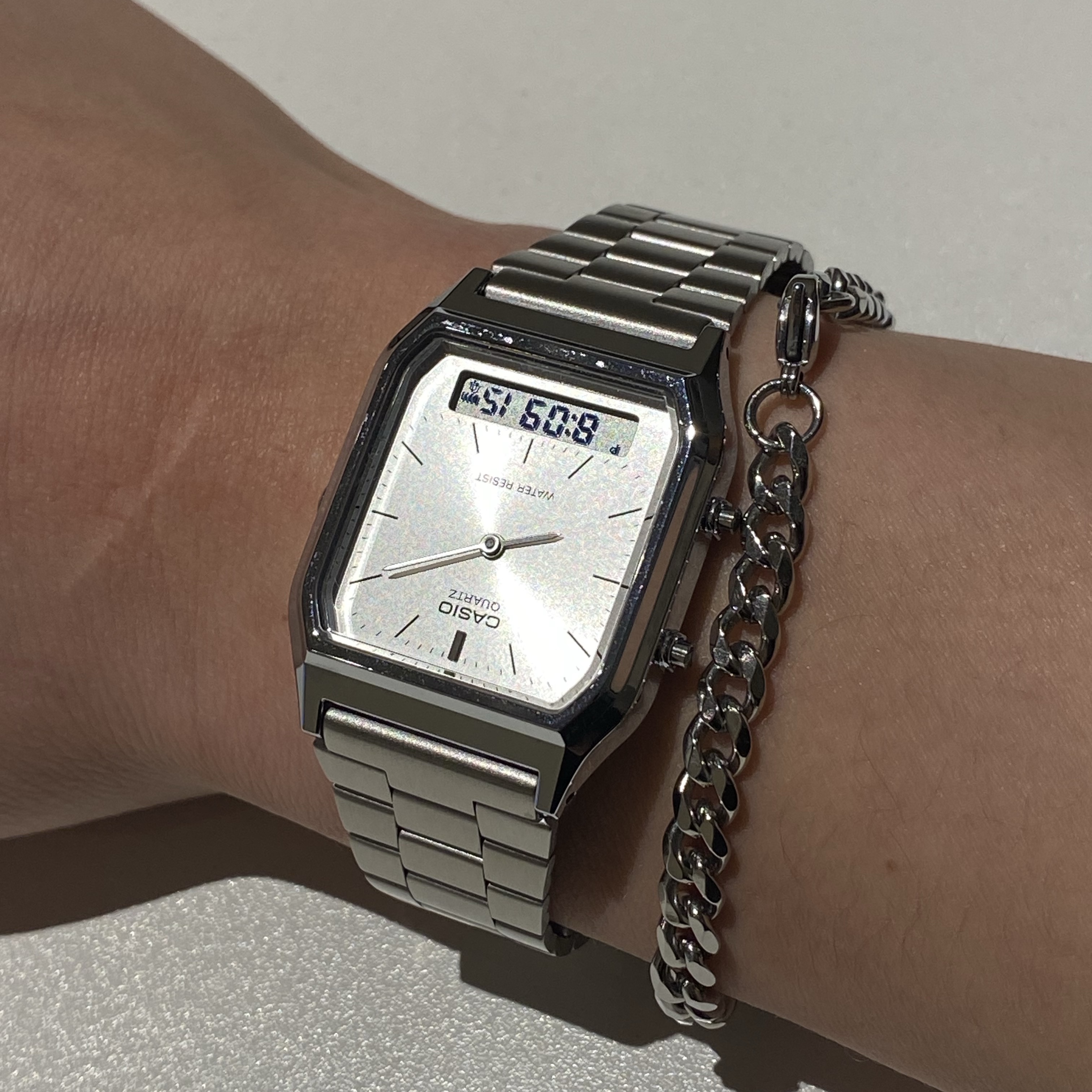 Casio AQ-230A-7AMQY 착용 스타일