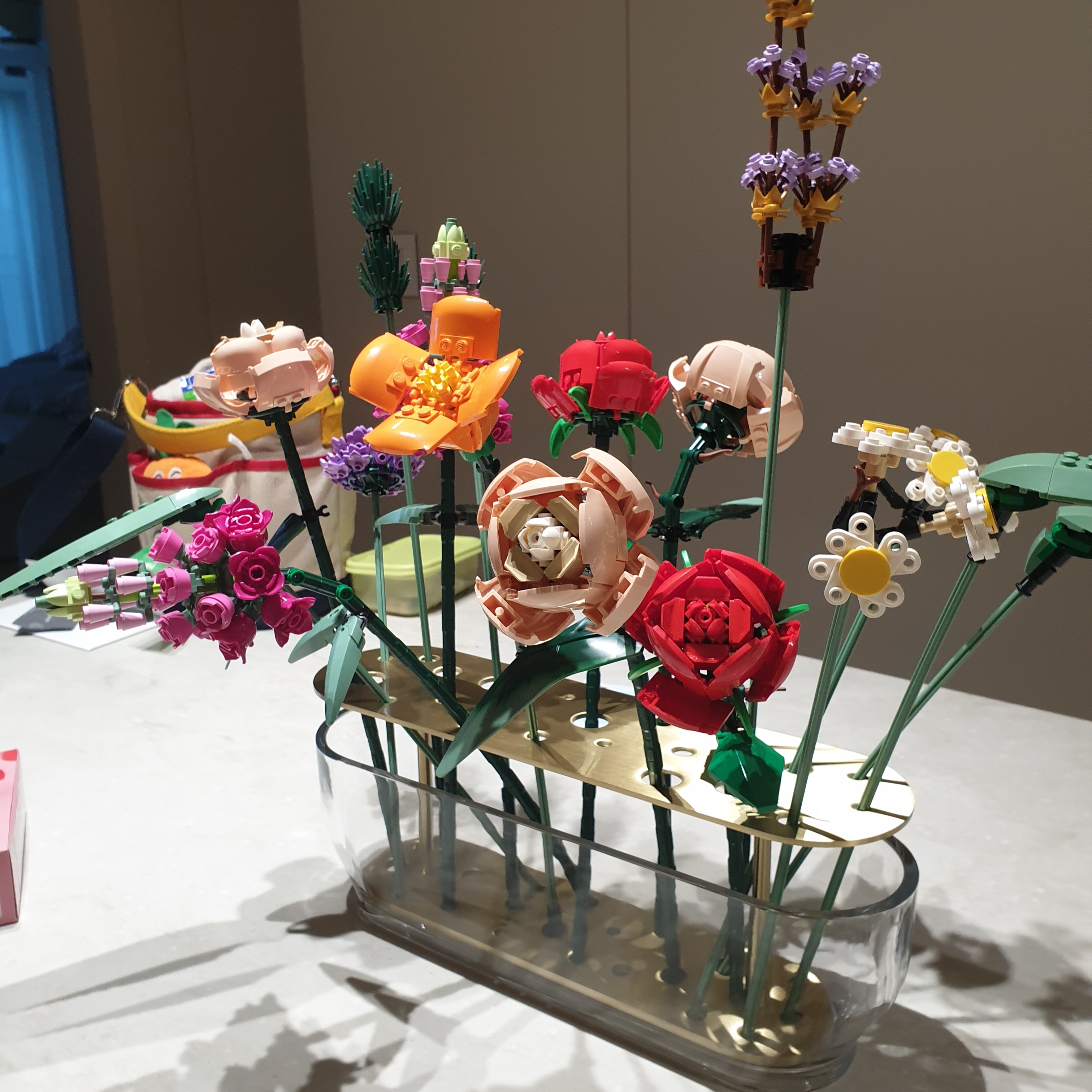 Lego Roses 착용 스타일