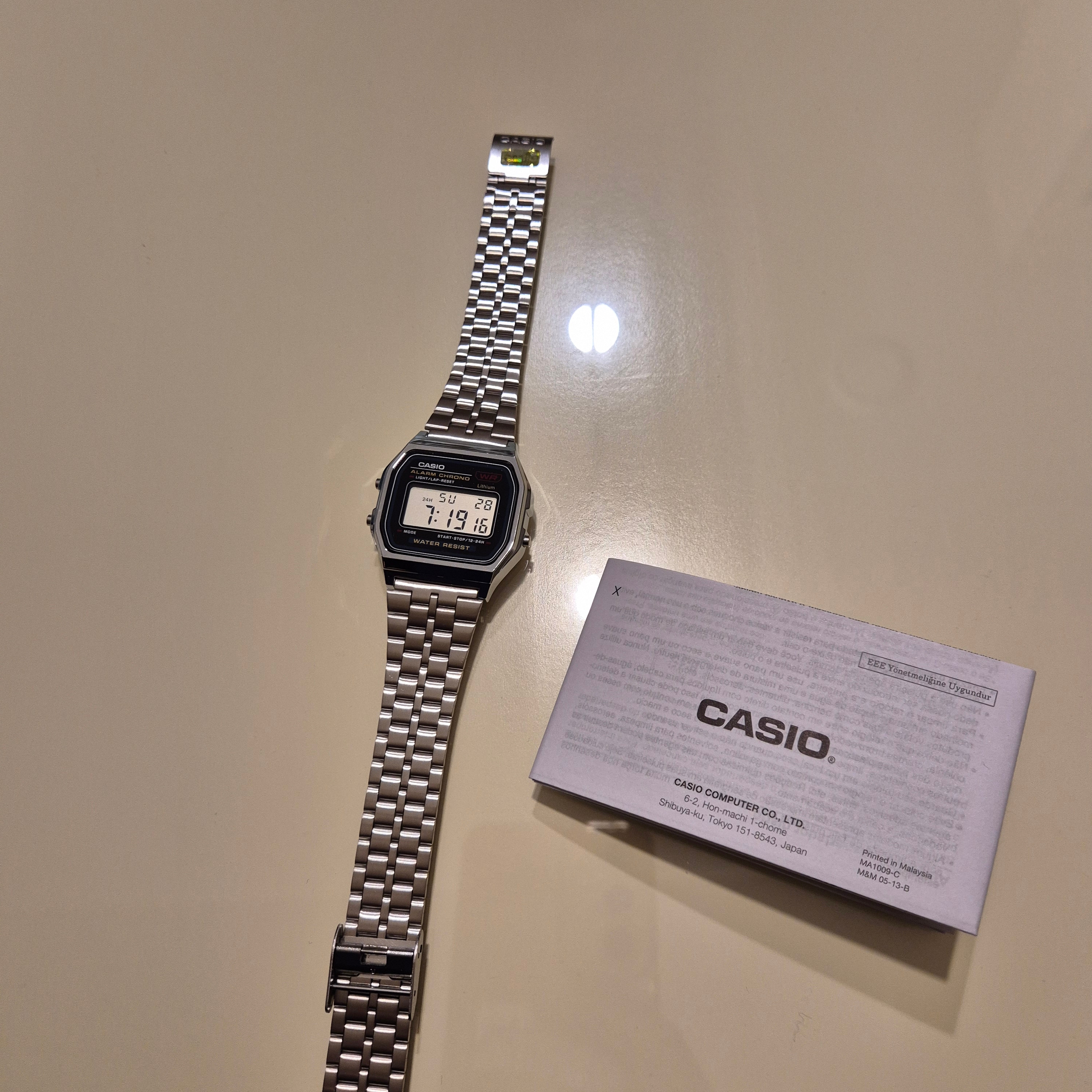 Casio A-159WA-N1 착용 스타일