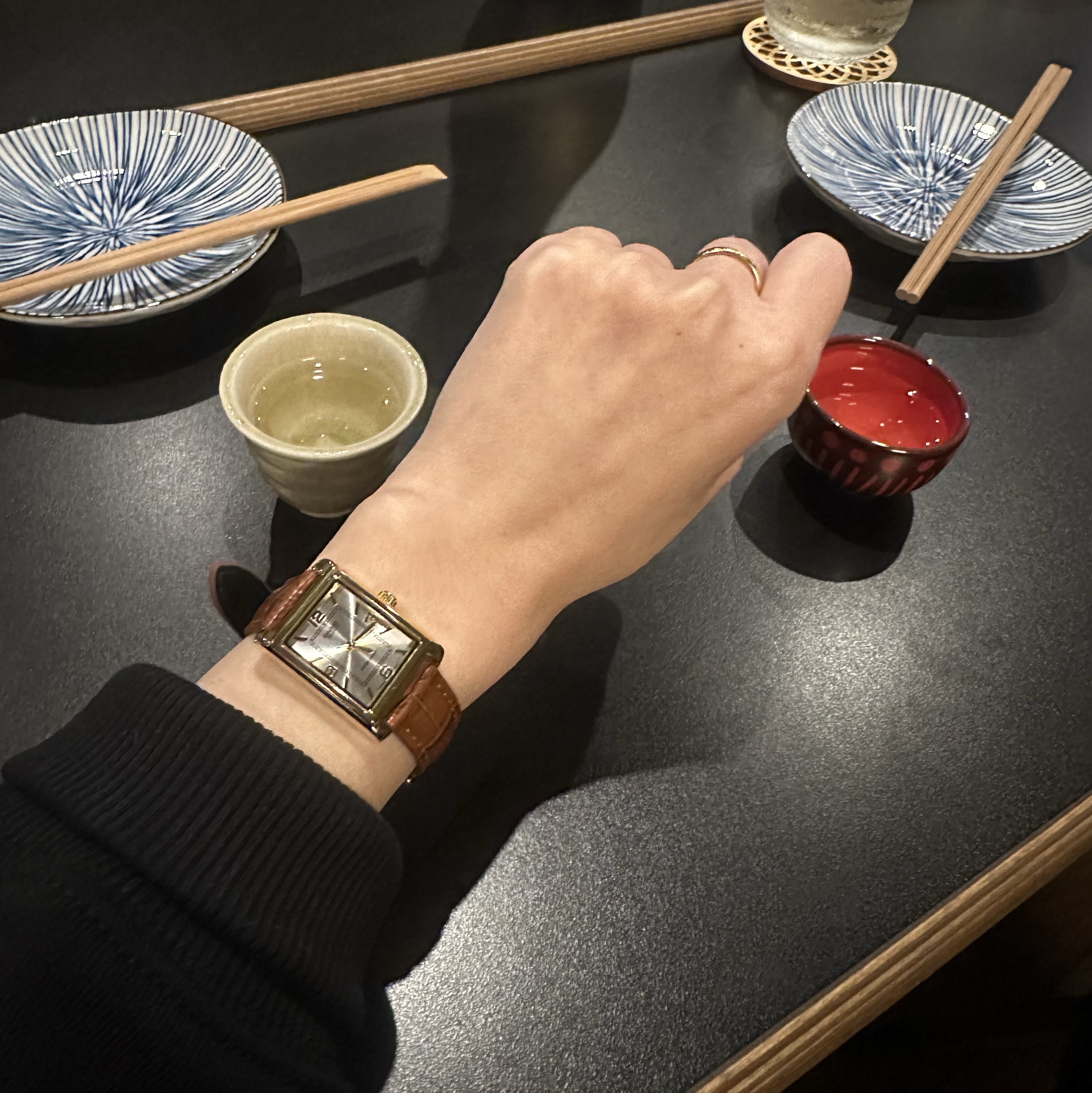 Casio LTP-1234GLL-7ADF 착용 스타일 - 1
