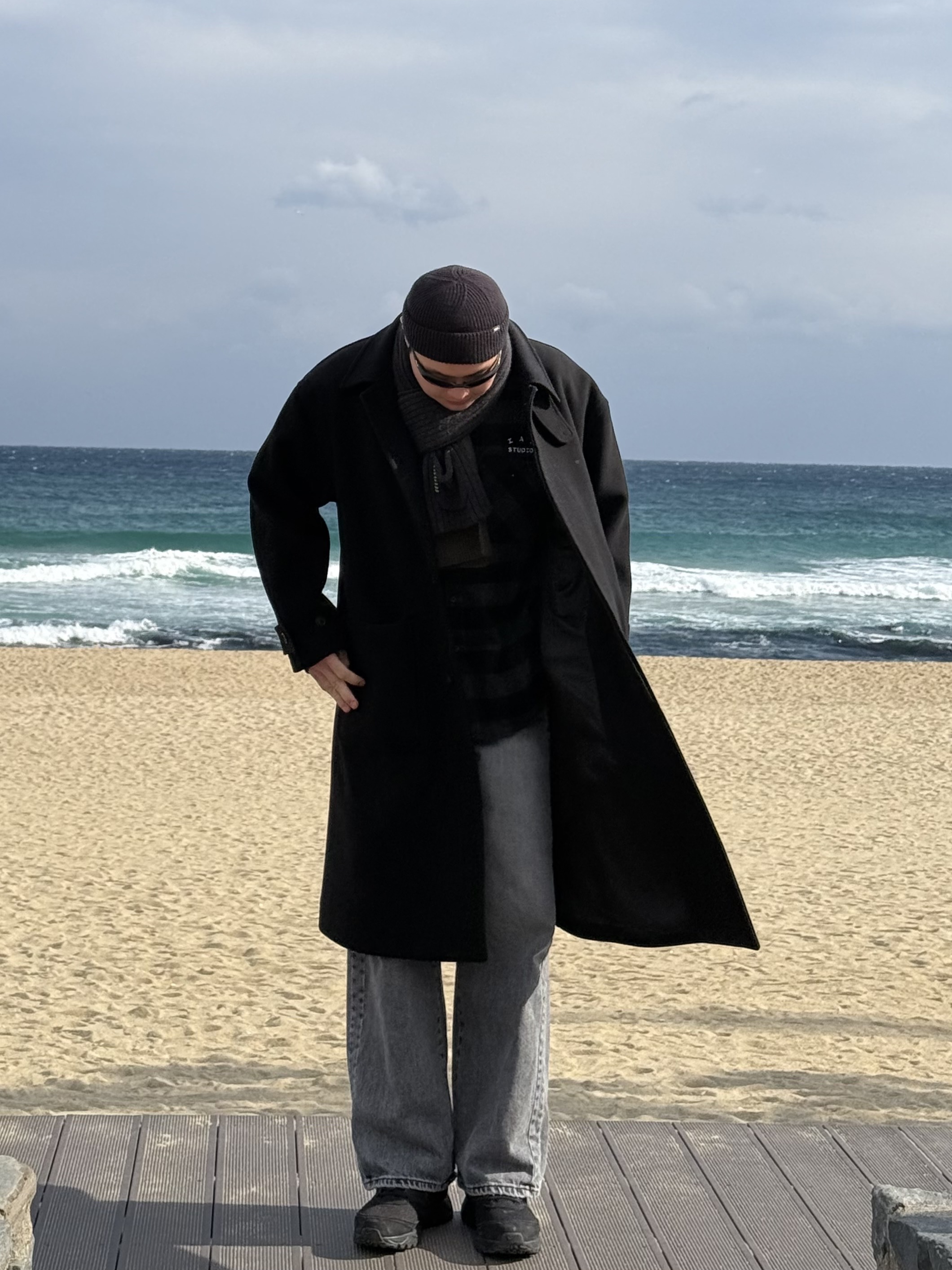 Nike x Comme des Garcons Homme Plus Air Pegasus 2005 Black, IAB Studio Gingham Check Shirt Black White 착용 스타일