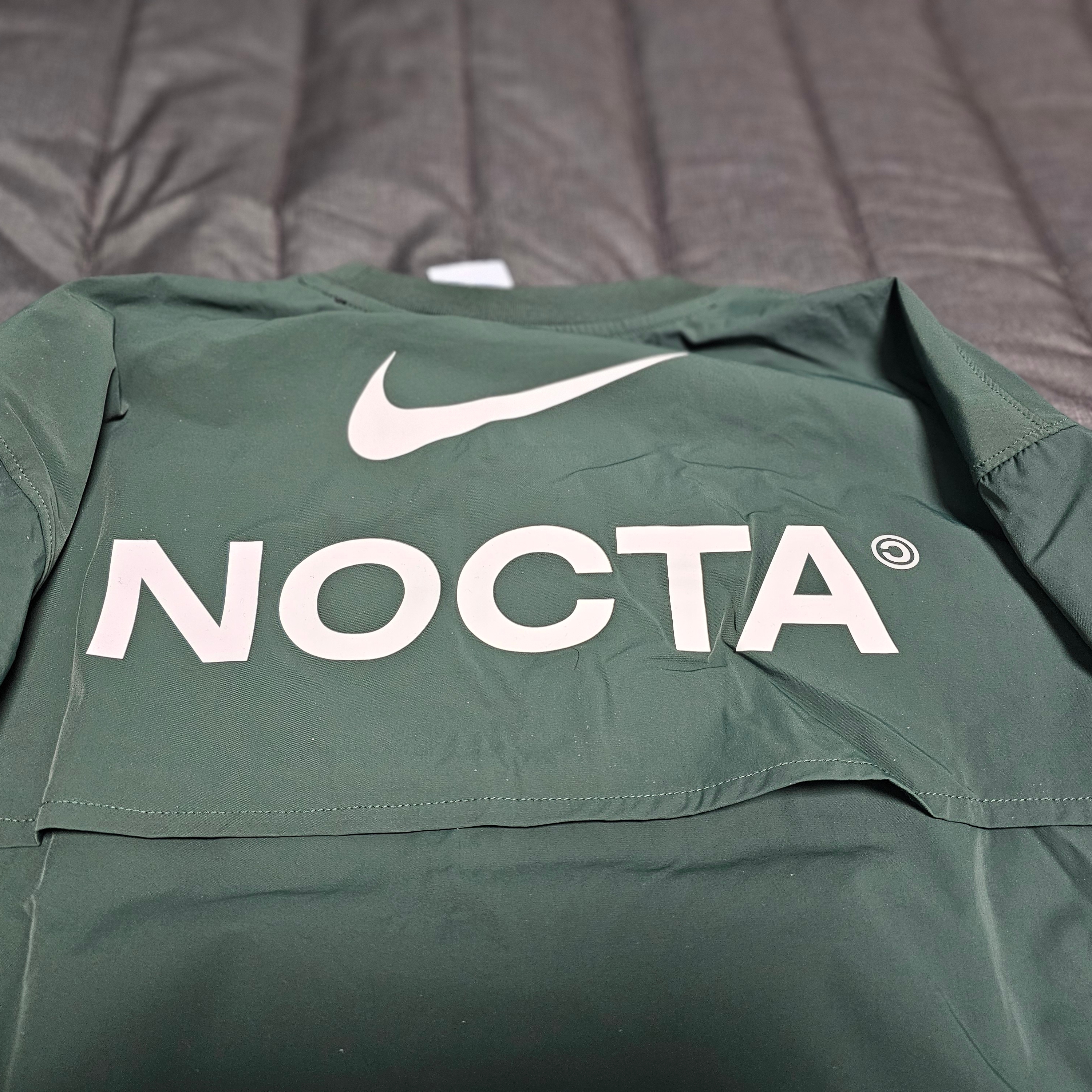 Nike x Drake Nocta Golf Crewneck Top Green - US/EU 착용 스타일 - 1