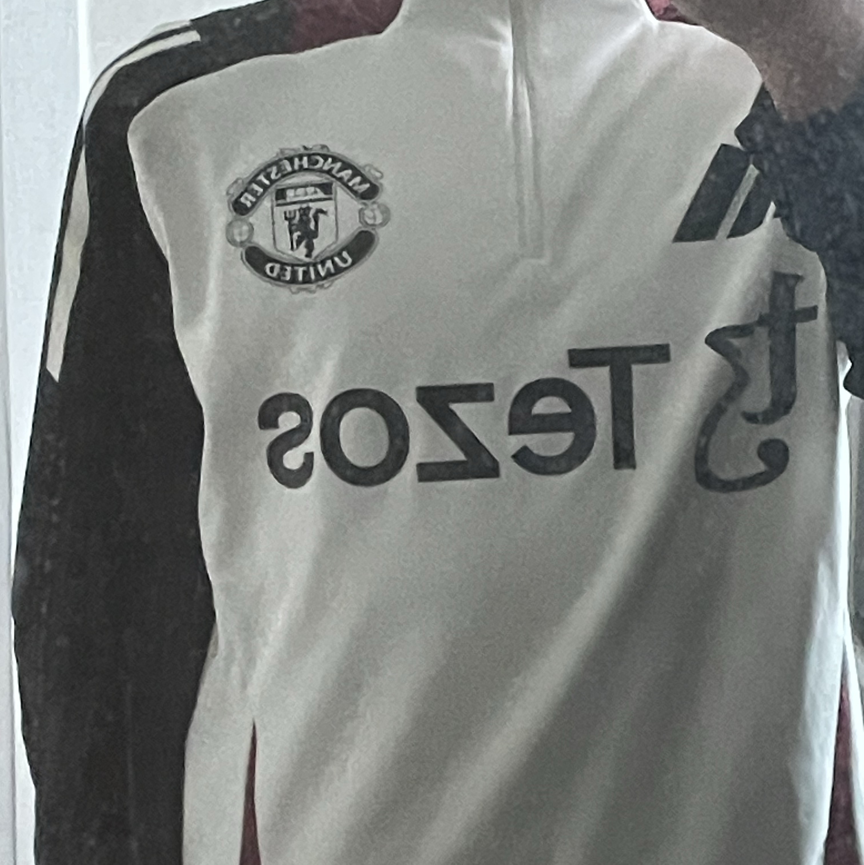 Adidas Manchester United Tiro 24 Training Top Off White Black - KR Sizing 착용 스타일