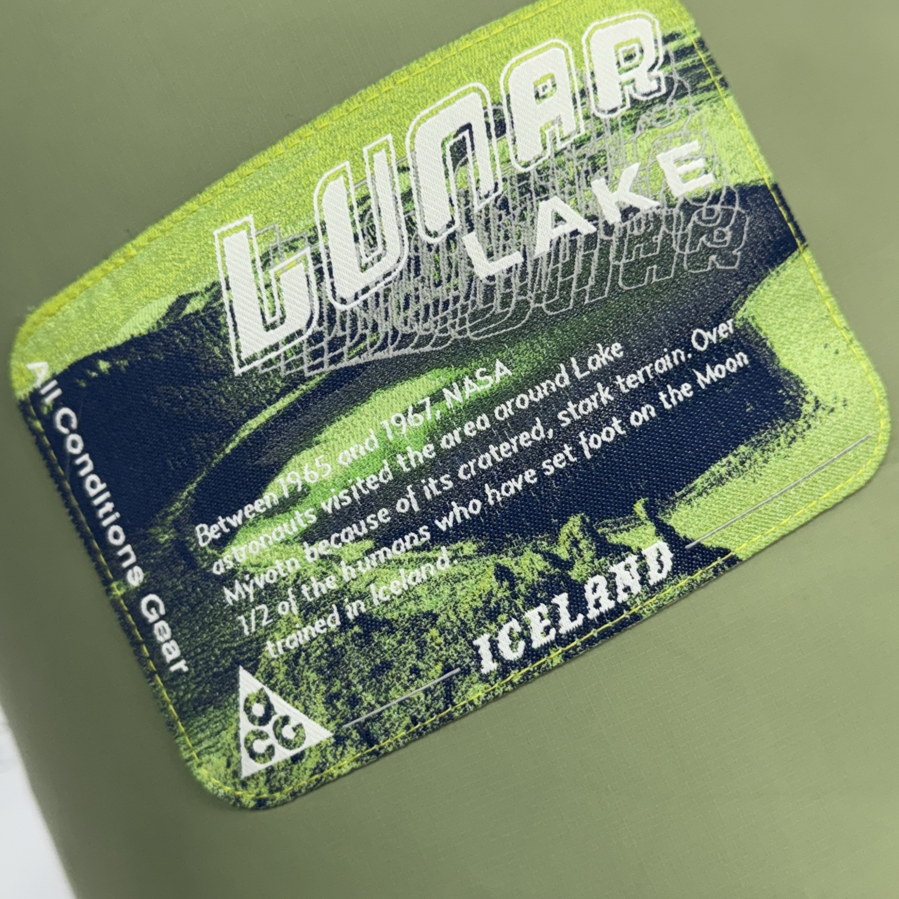 Nike ACG Therma-Fit ADV Lunar Lake Puffer Loose Hooded Jacket Oil Green Medium Olive - Asia 착용 스타일