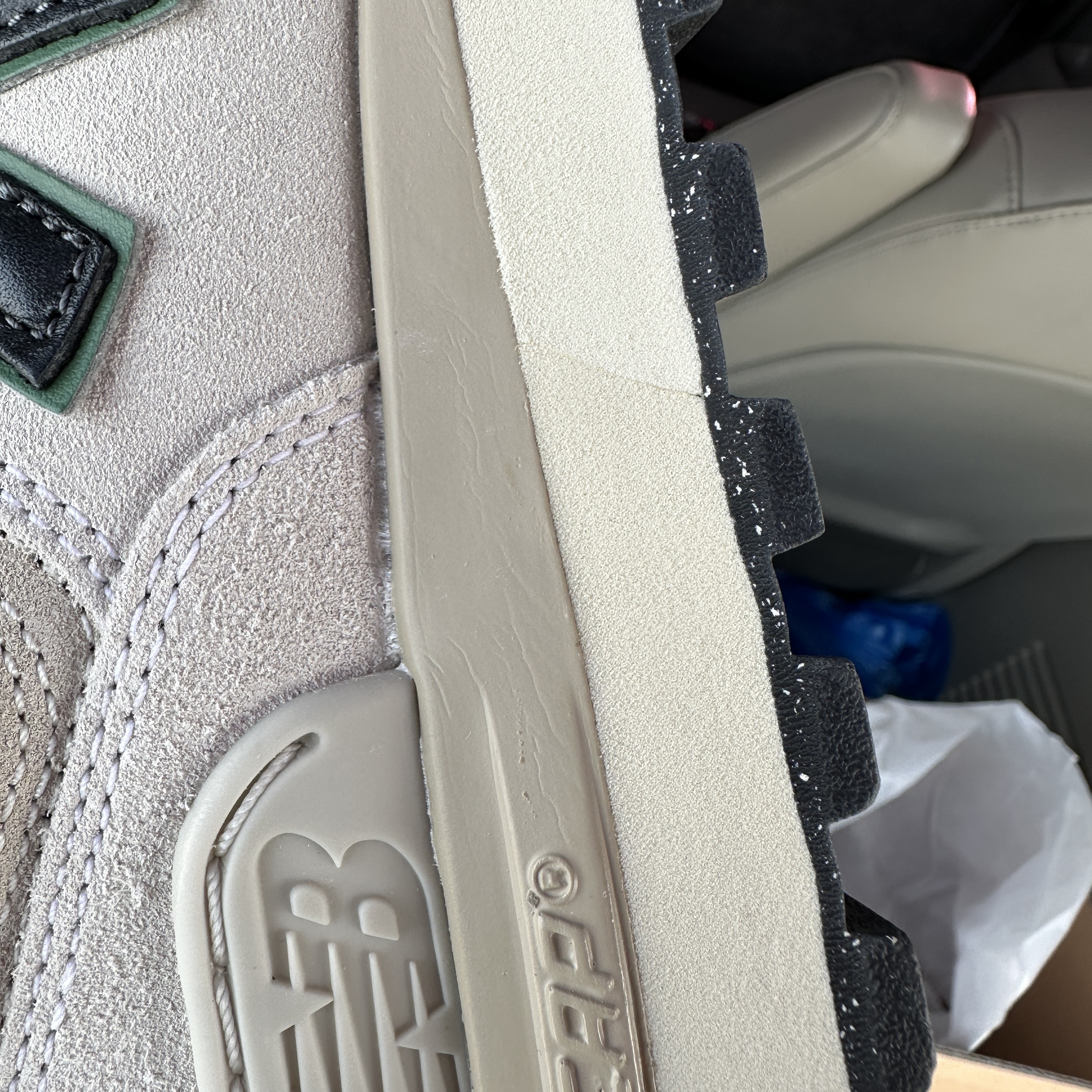 New Balance 574 Legacy White Green 착용 스타일 - 3