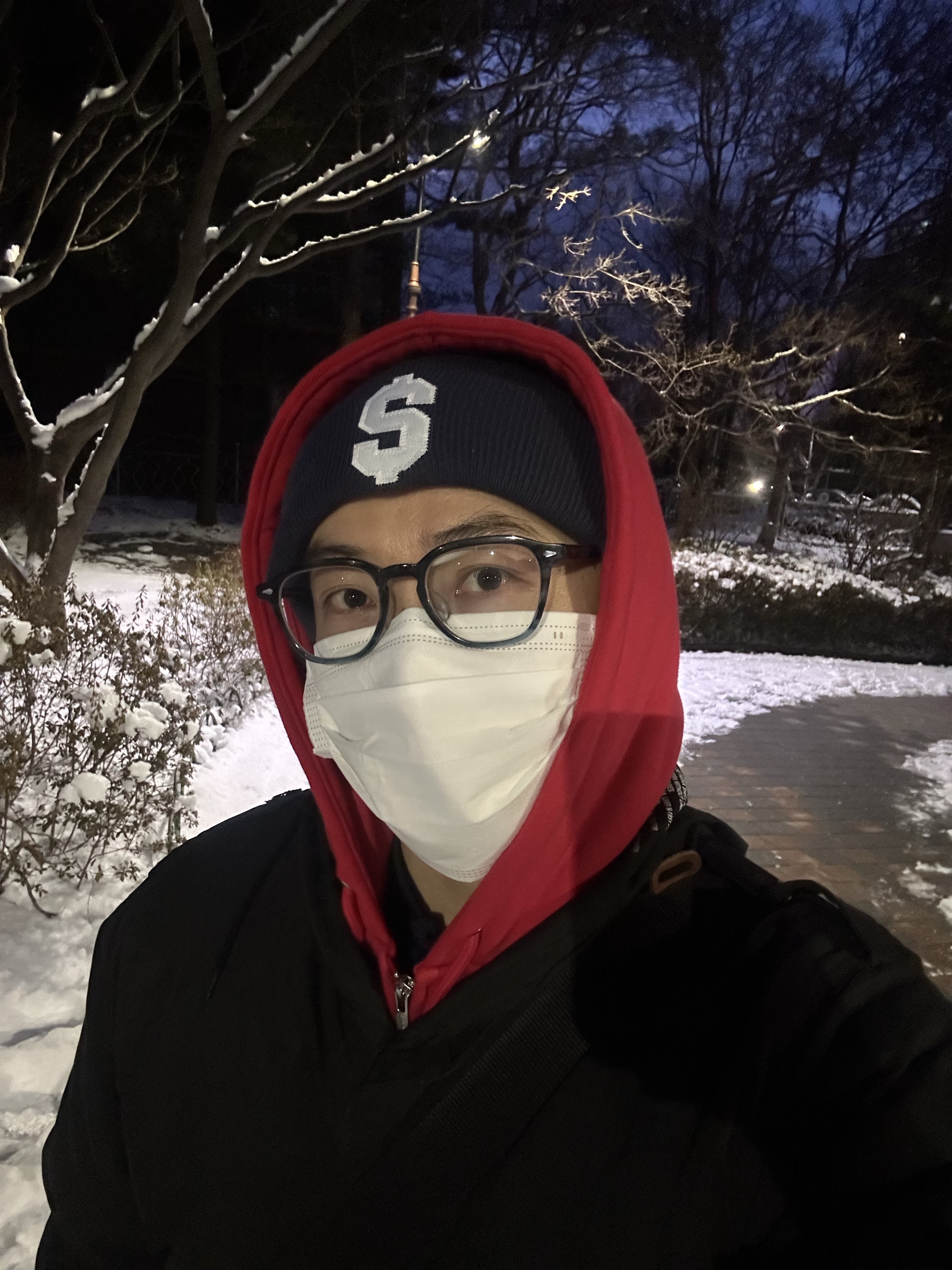 Supreme New Era $ Beanie Navy - 24SS, Supreme x Champion Zip Up Hooded Sweatshirt Red - 24SS 착용 스타일