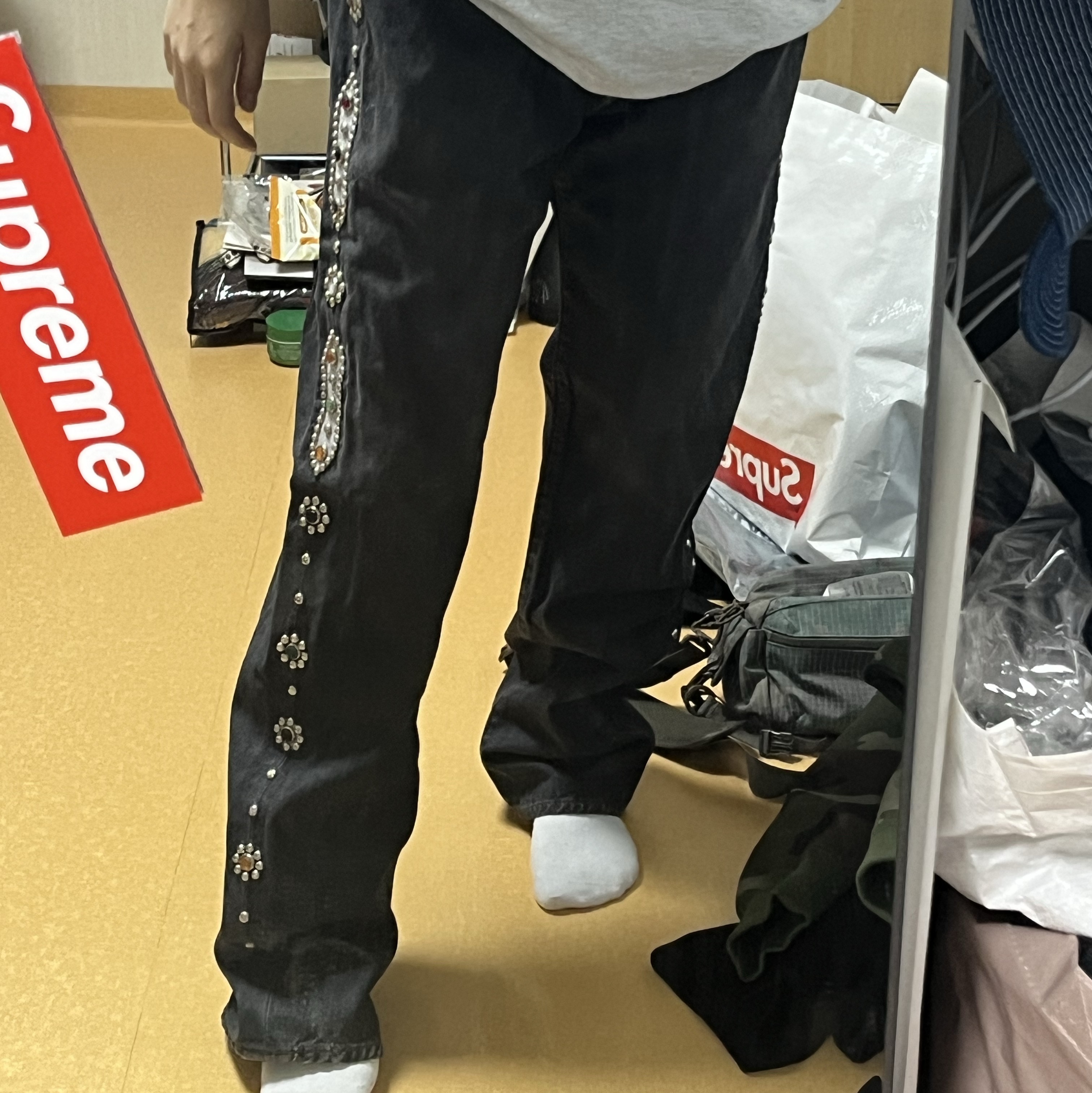 Kapital 14 oz. Denim 5P Monkey Cisco Gemstone Pants Black 착용 스타일