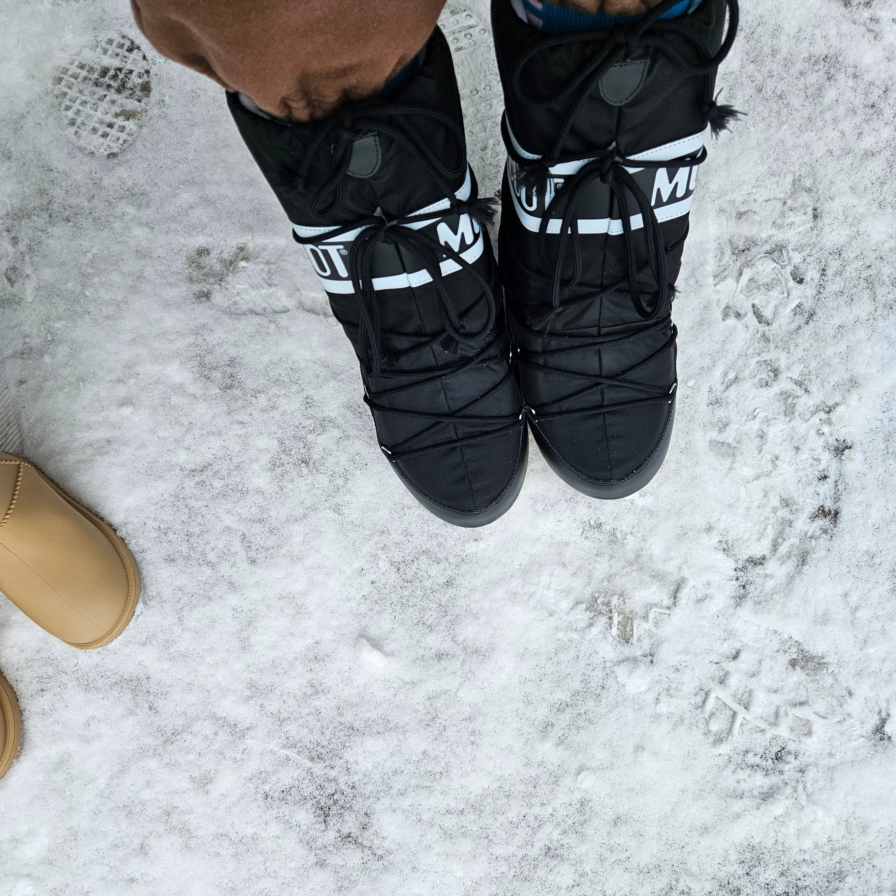 (W) Moon Boot Icon Nylon Boots Black 착용 스타일