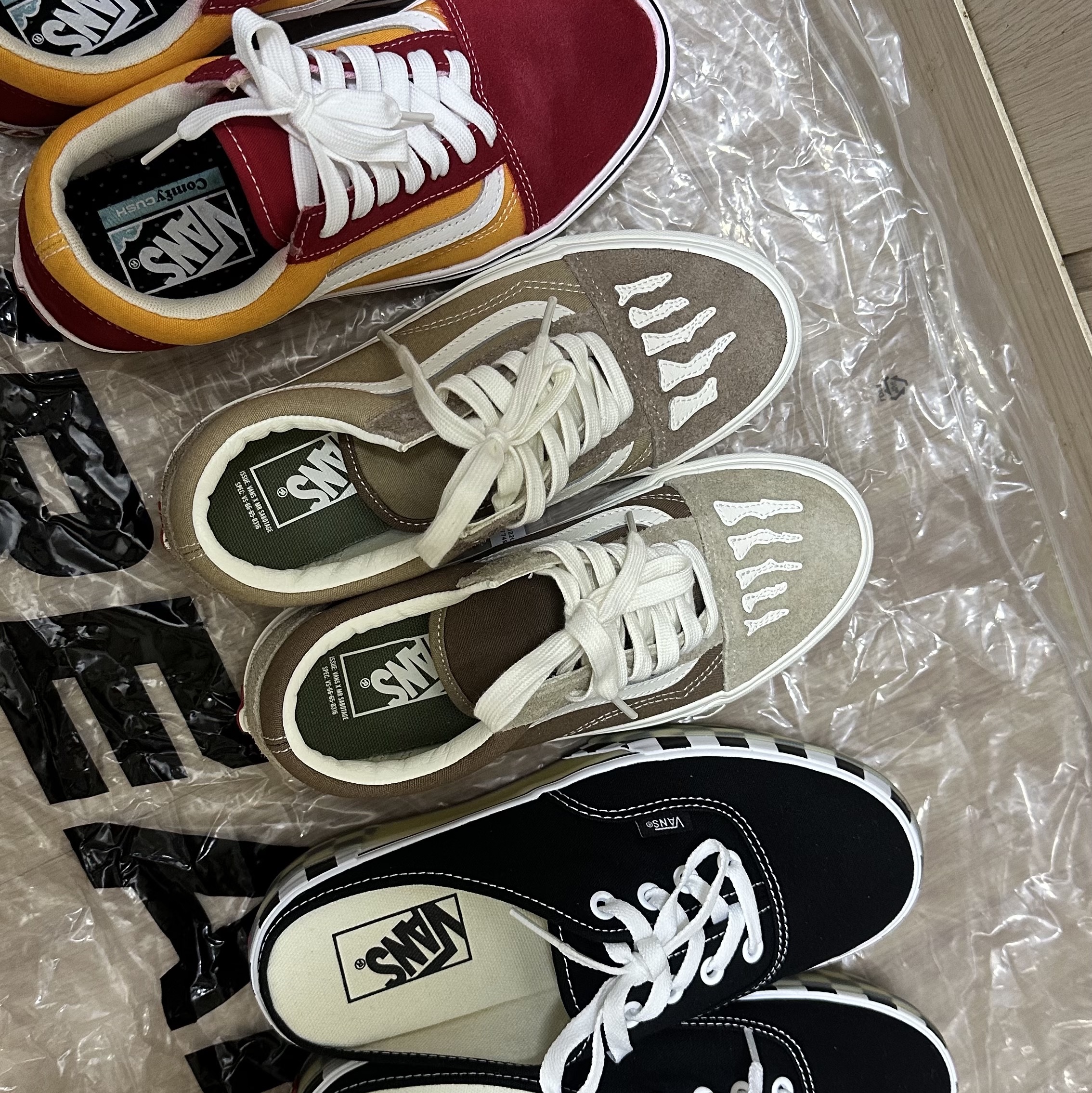 Vans x Mark SBTG Old Skool Incense, Vans Authentic Mule Canvas Check Black 착용 스타일