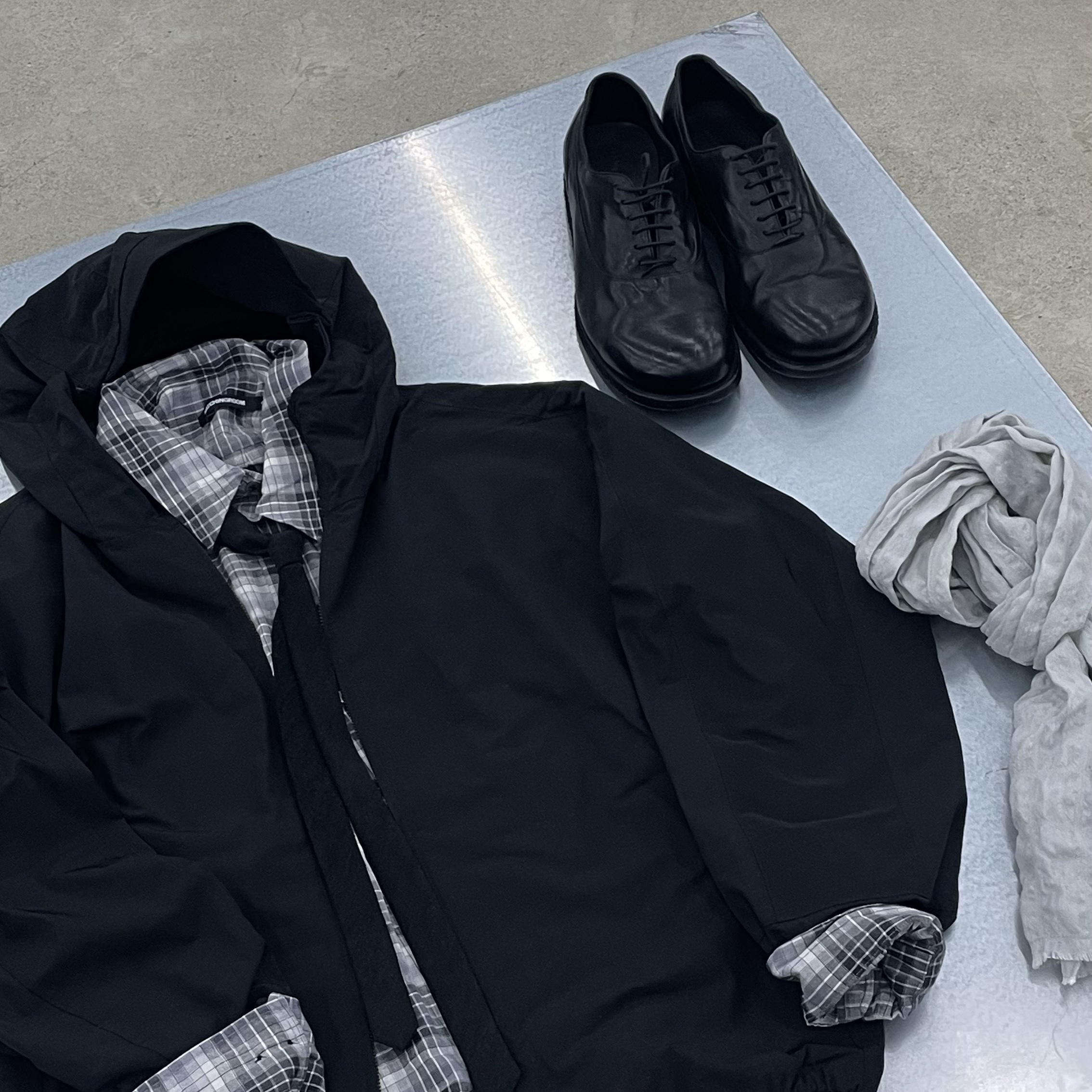 Nike Air Force 1 '07 Low White, The North Face White Label Riverton On Ball Jacket Black 착용 스타일 - 5