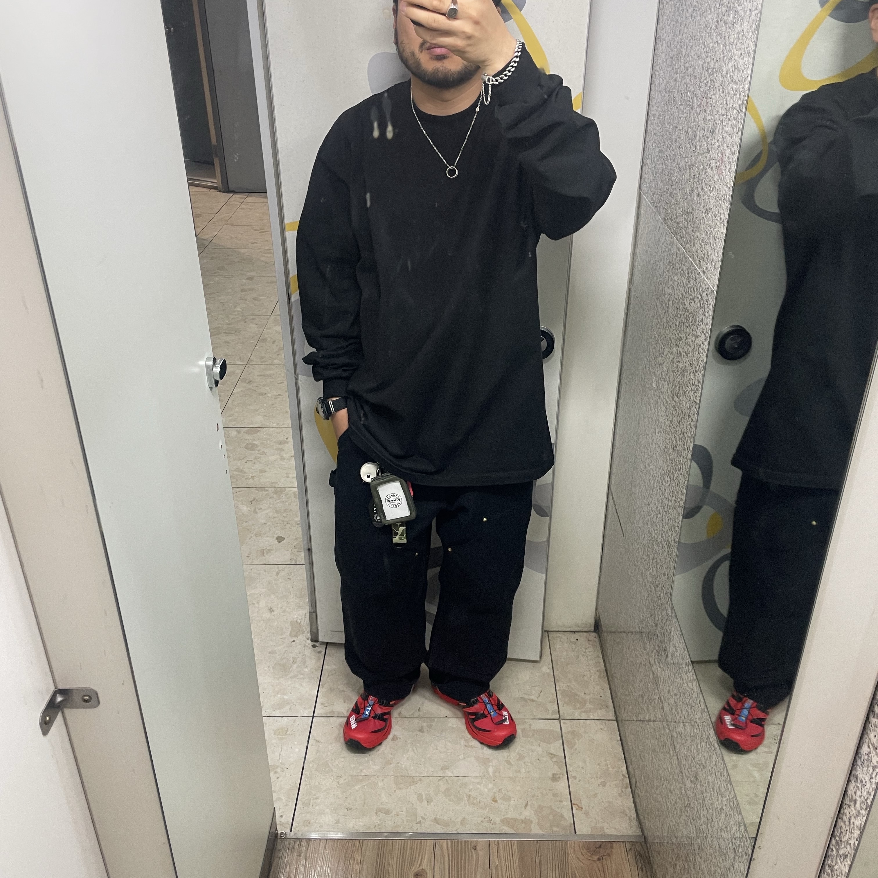 Salomon XT-4 Fiery Red Empire Yellow 착용 스타일