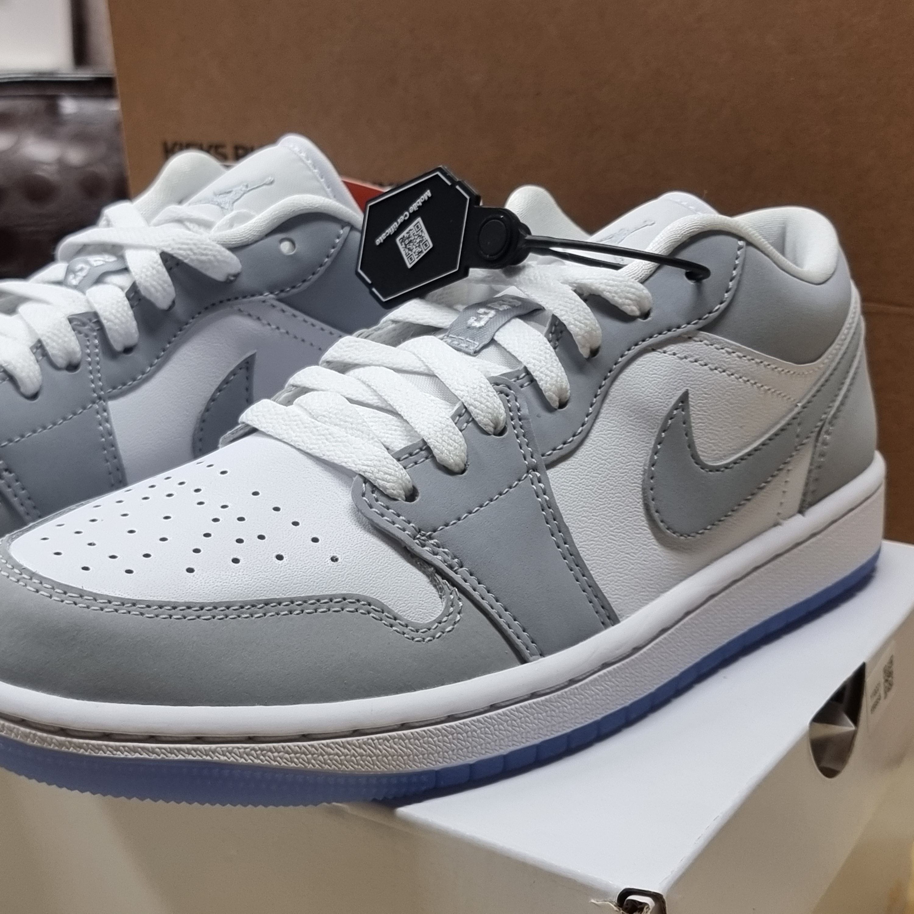 (W) Jordan 1 Low White Wolf Grey 착용 스타일
