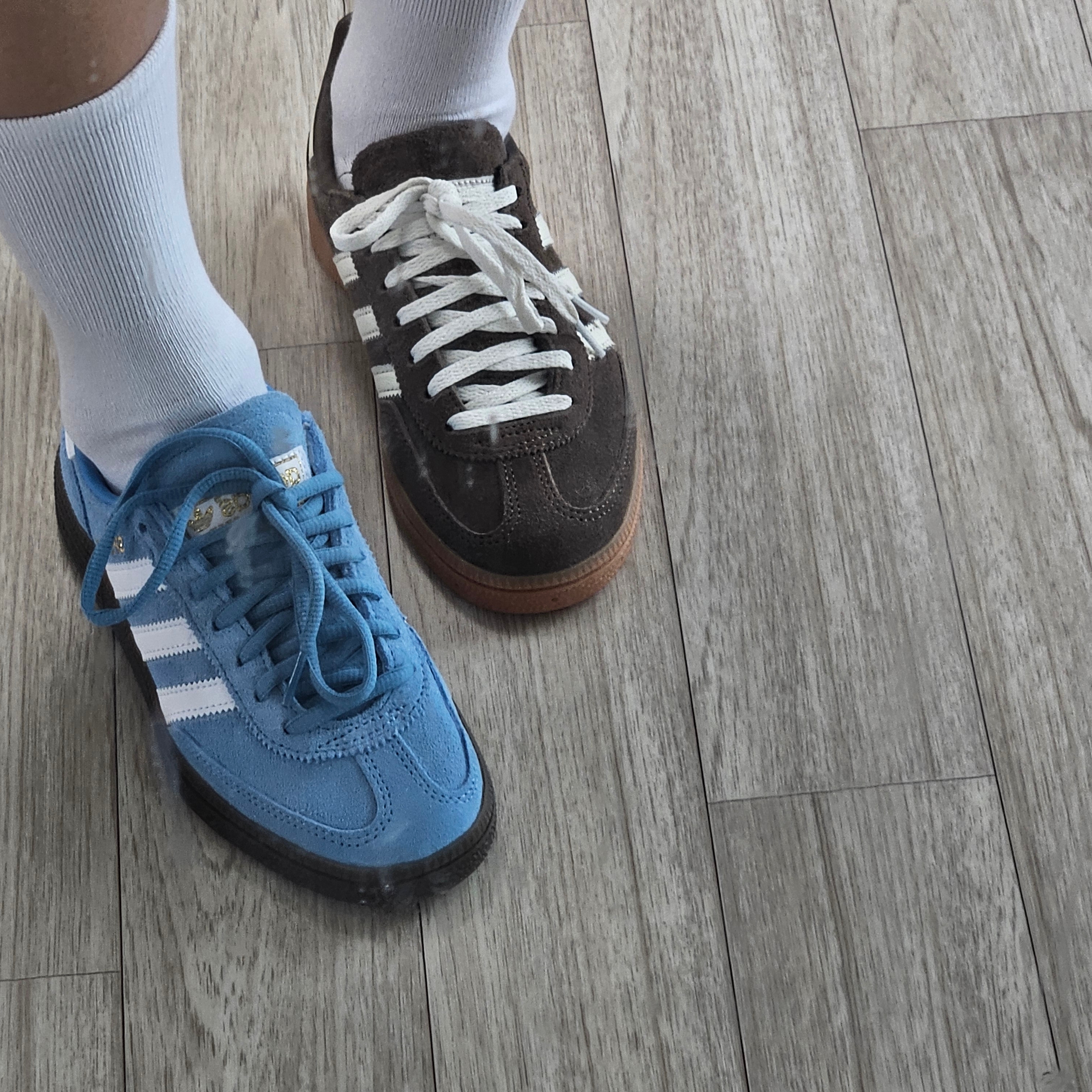 (W) Adidas Spezial Handball Earth Strata Off White 착용 스타일 - 3