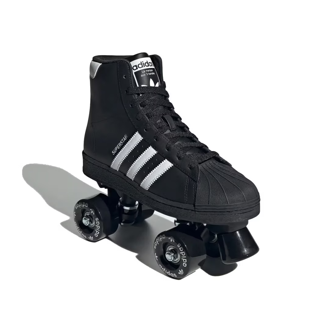 (W) Adidas Superstar 82 Roller Skates Core Black Cloud White, (W) Adidas Superstar 82 Roller Skates Silver Metallic Core Black 착용 스타일 - 2