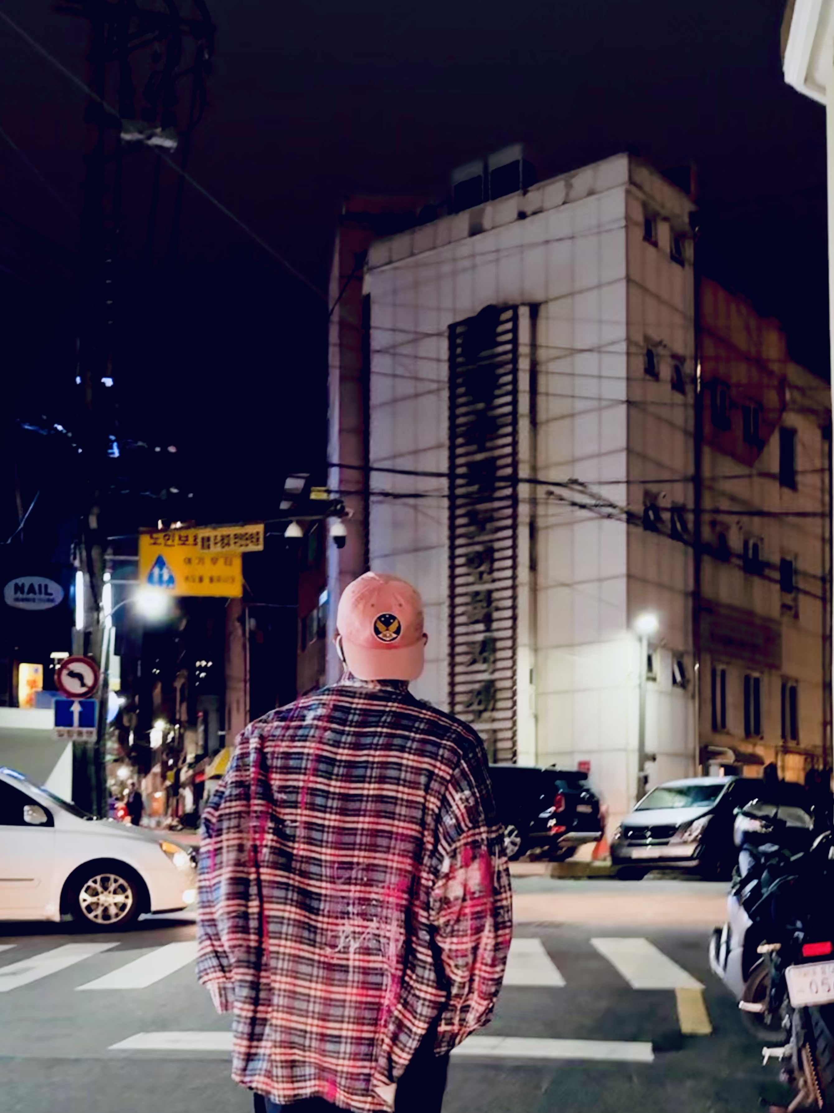 (W) R13 Drop Neck Workshirt Blue Plaid With Paint Drips 착용 스타일