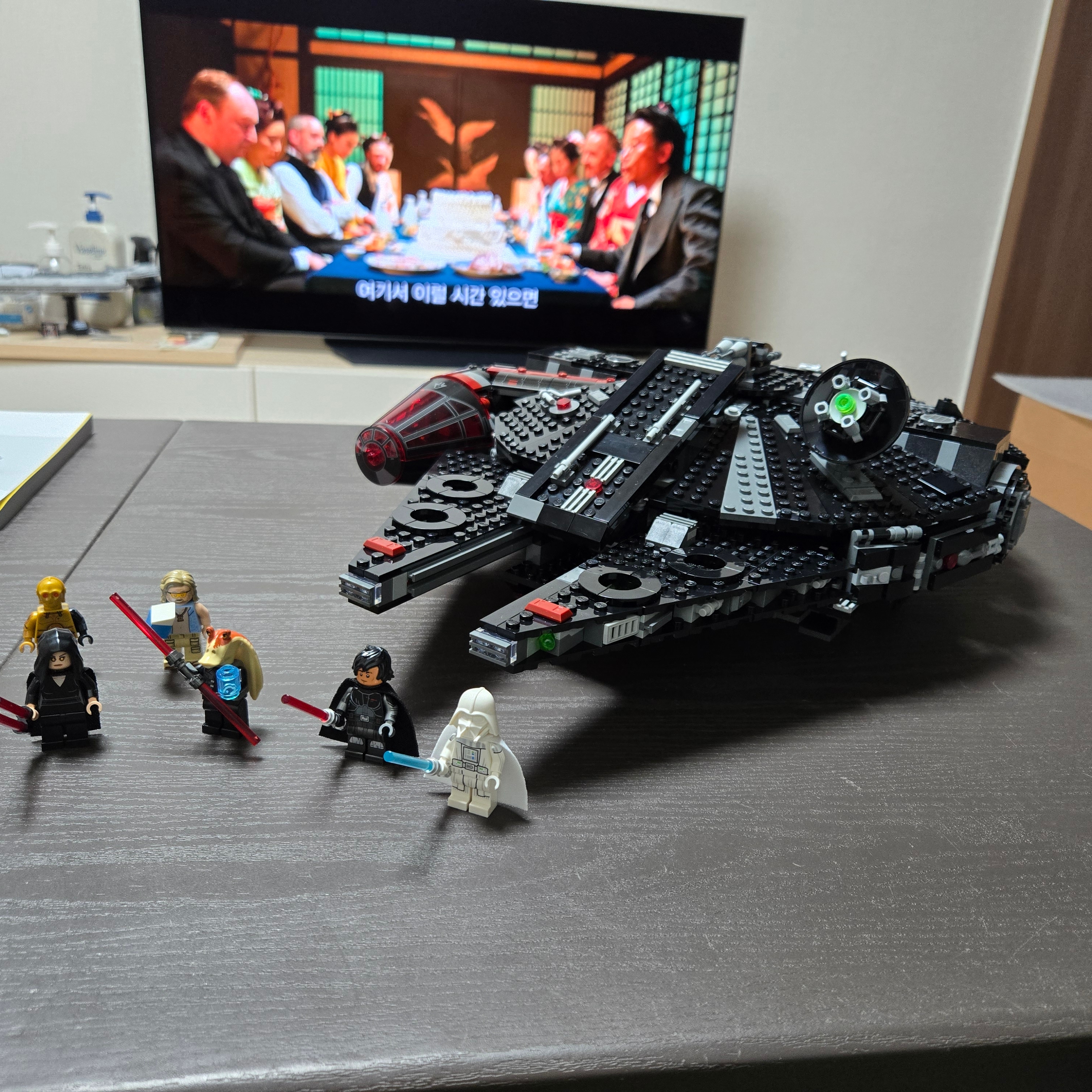 Lego Star Wars The Dark Falcon 착용 스타일 - 1
