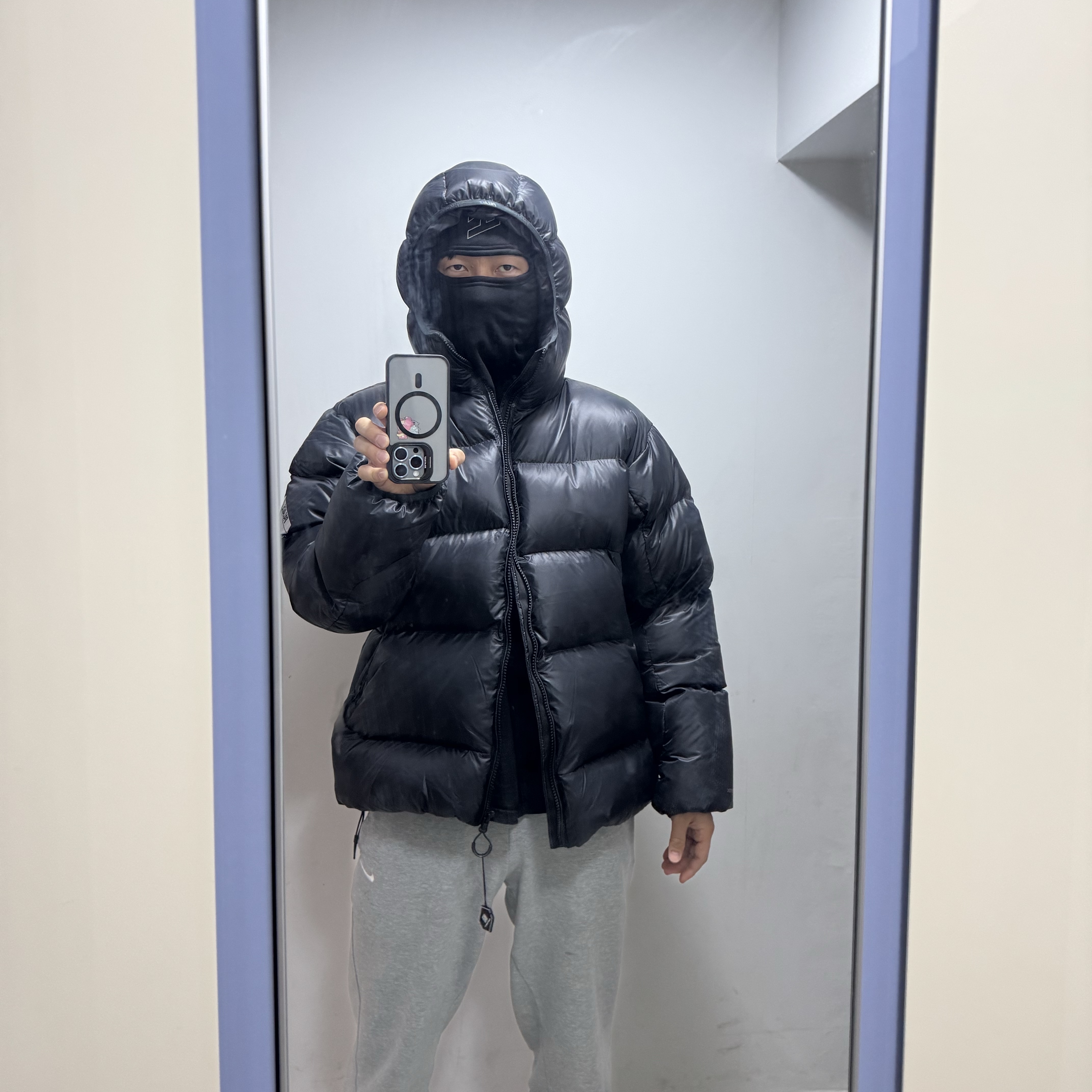 Palace Pertex Opaque Balaclava Puffa Black - 24FW 착용 스타일
