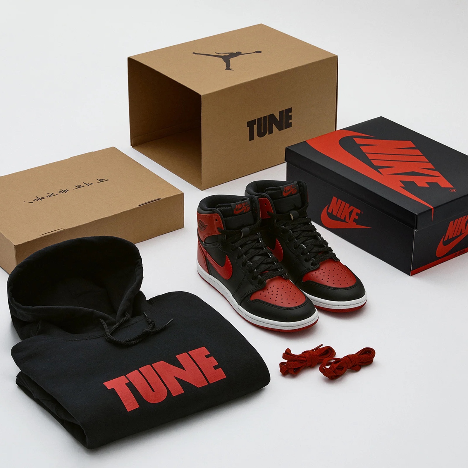 Jordan 1 High 85 Bred, Jordan 1 x Tune High 85 Bred (Special Package) 착용 스타일 - 2