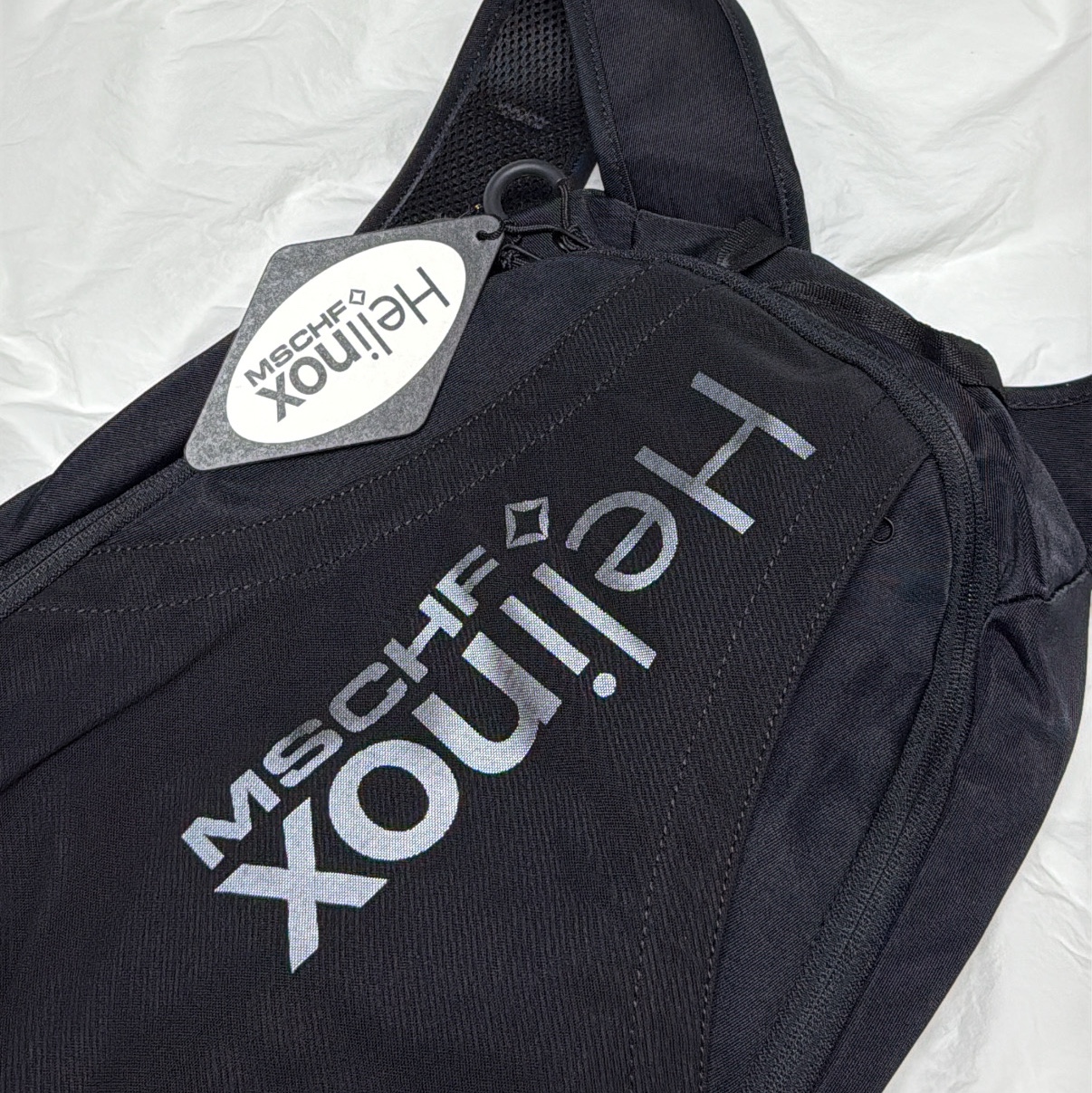 Mischief x Helinox Backpack Black 착용 스타일