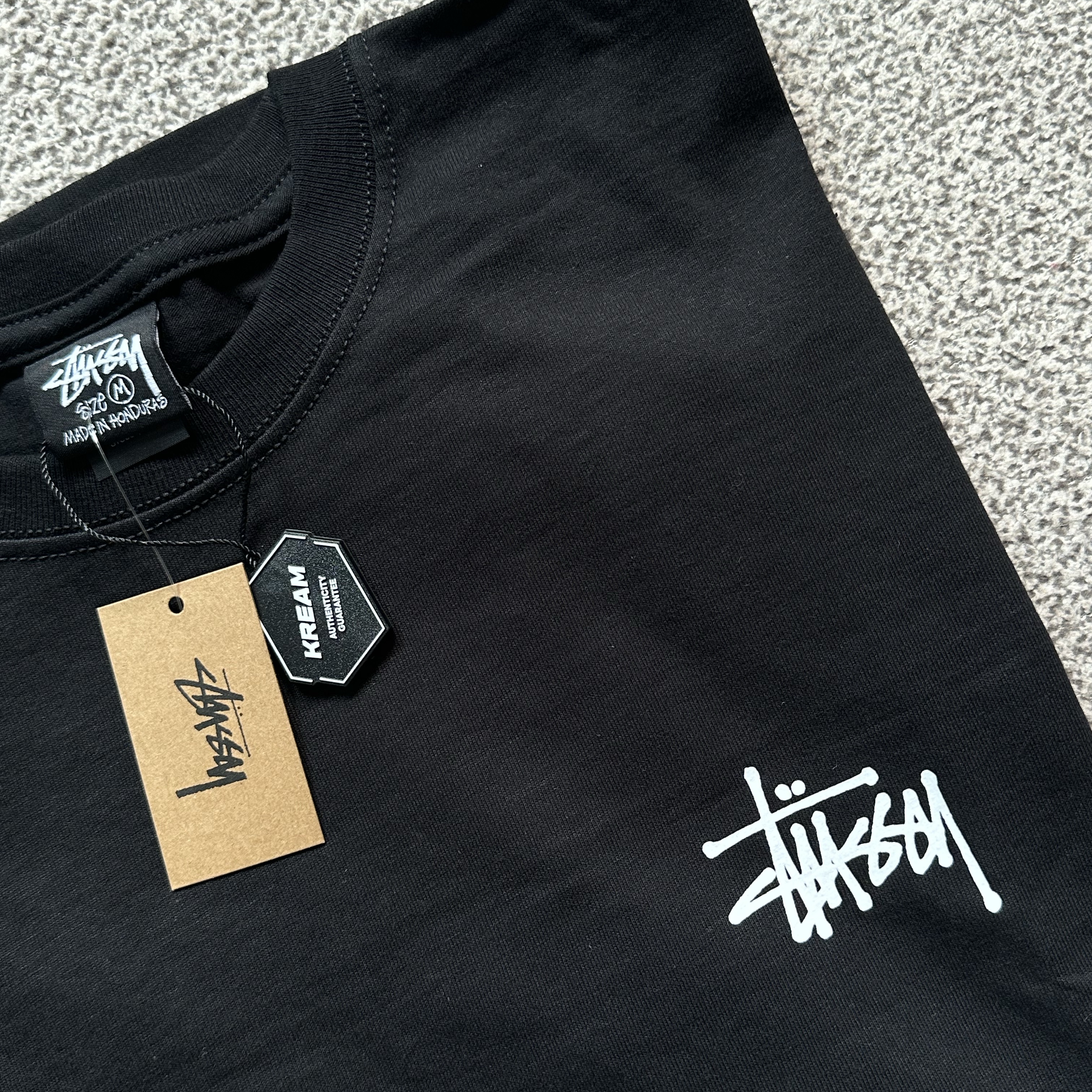 Stussy Basic Stussy LS T-Shirt Black 착용 스타일