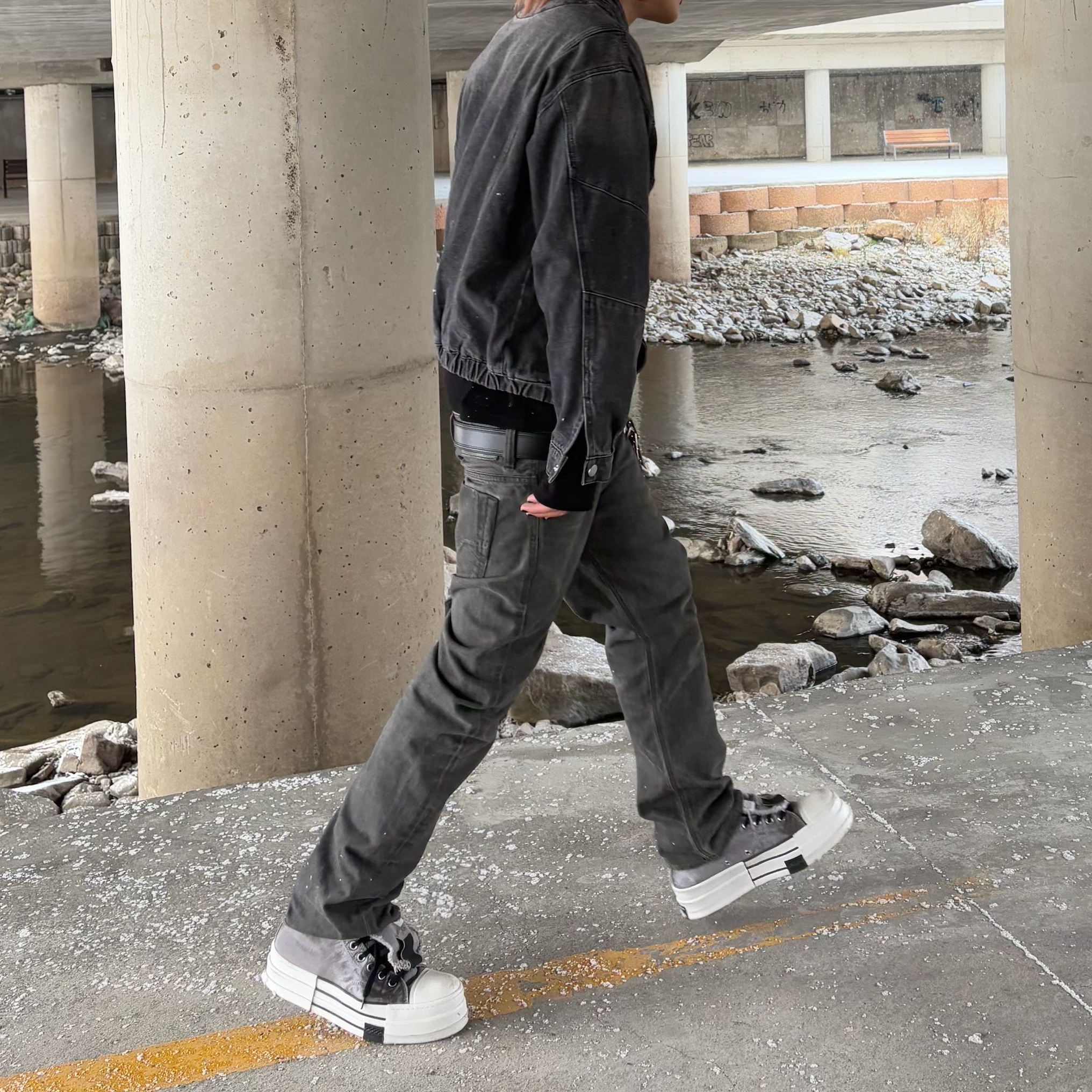 Converse x Drkshdw DBL Drkstar Overdye Chuck 70 Hi Concrete, Stussy SS Link Cowboy Belt Black 착용 스타일 - 2