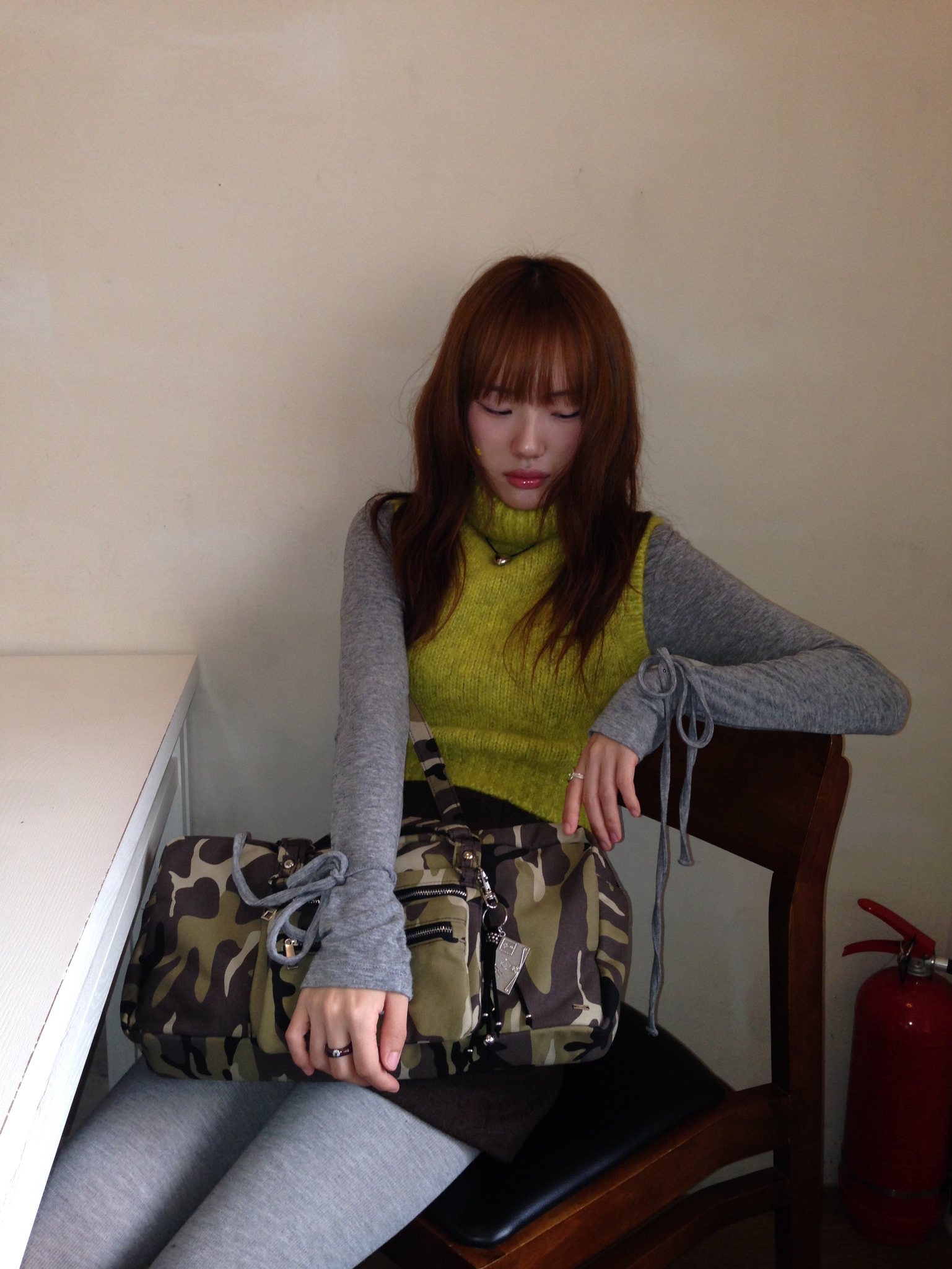 Nff Clip Pouch Bag Camo 착용 스타일 - 6