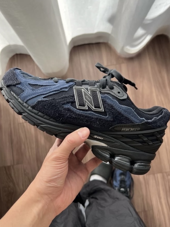 New Balance x Atmos 1906D Deep Sea Navy 착용 스타일 - 1