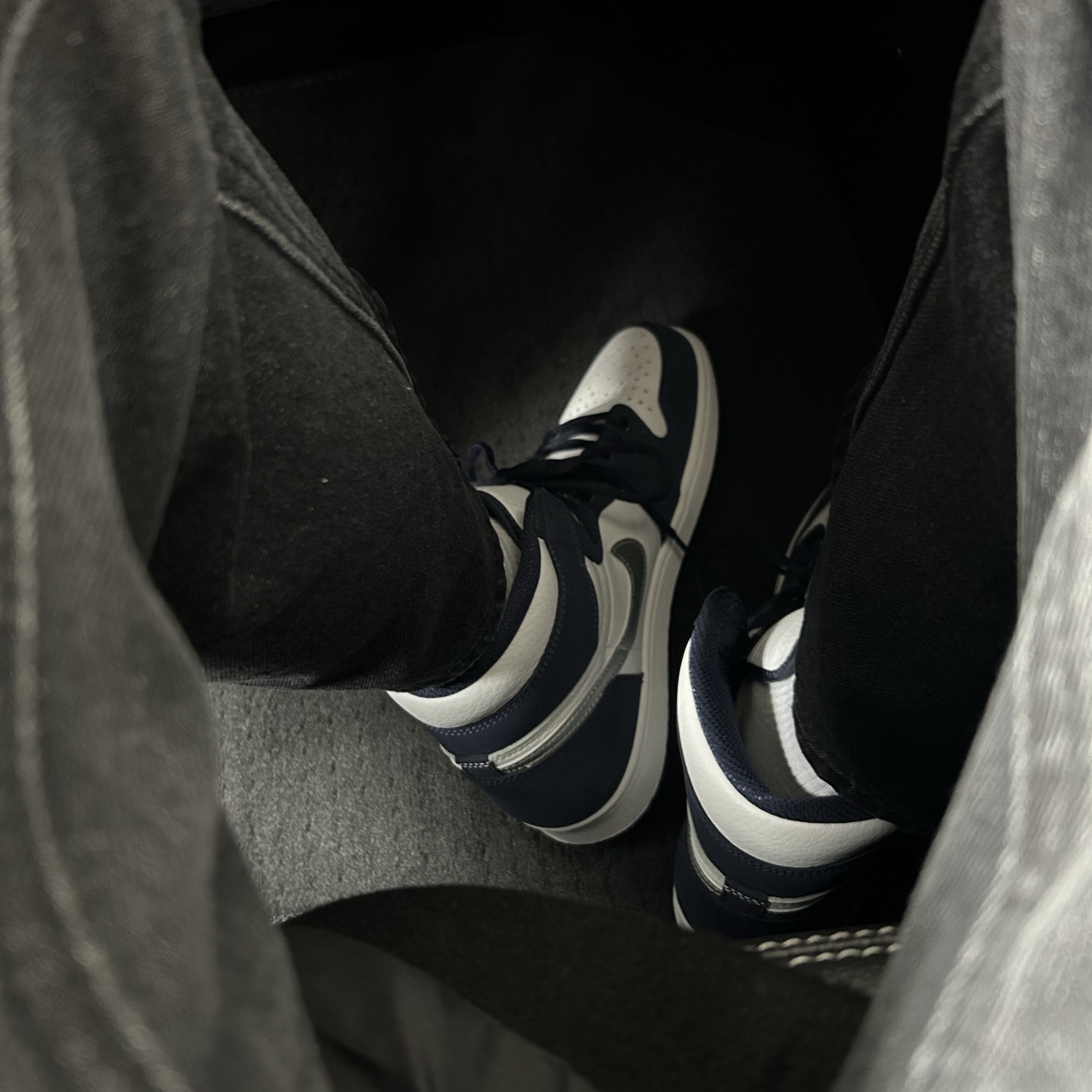 Jordan 1 Retro High OG CO.JP Midnight Navy 착용 스타일