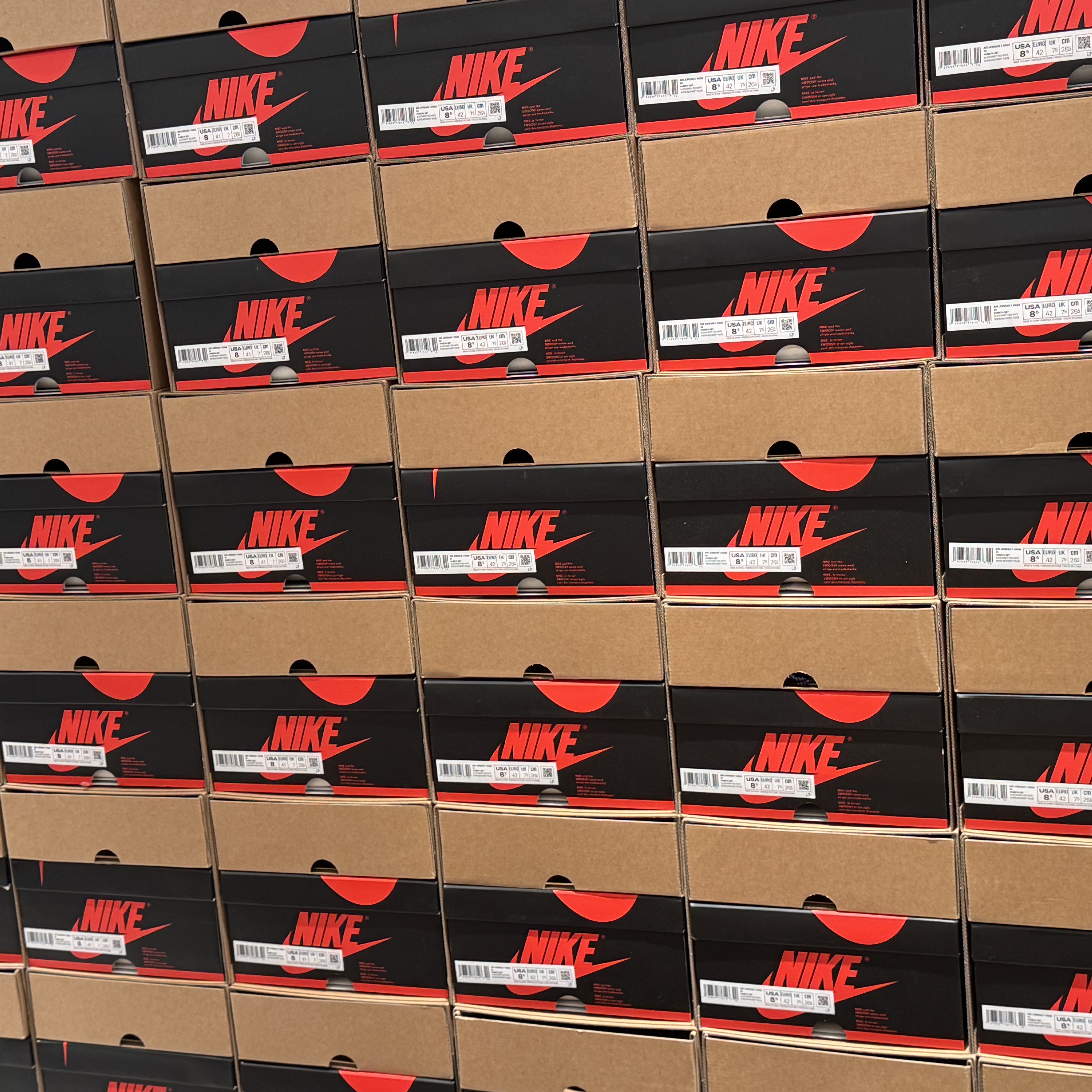 Jordan 1 x Tune High 85 Bred (Special Package) 착용 스타일 - 2