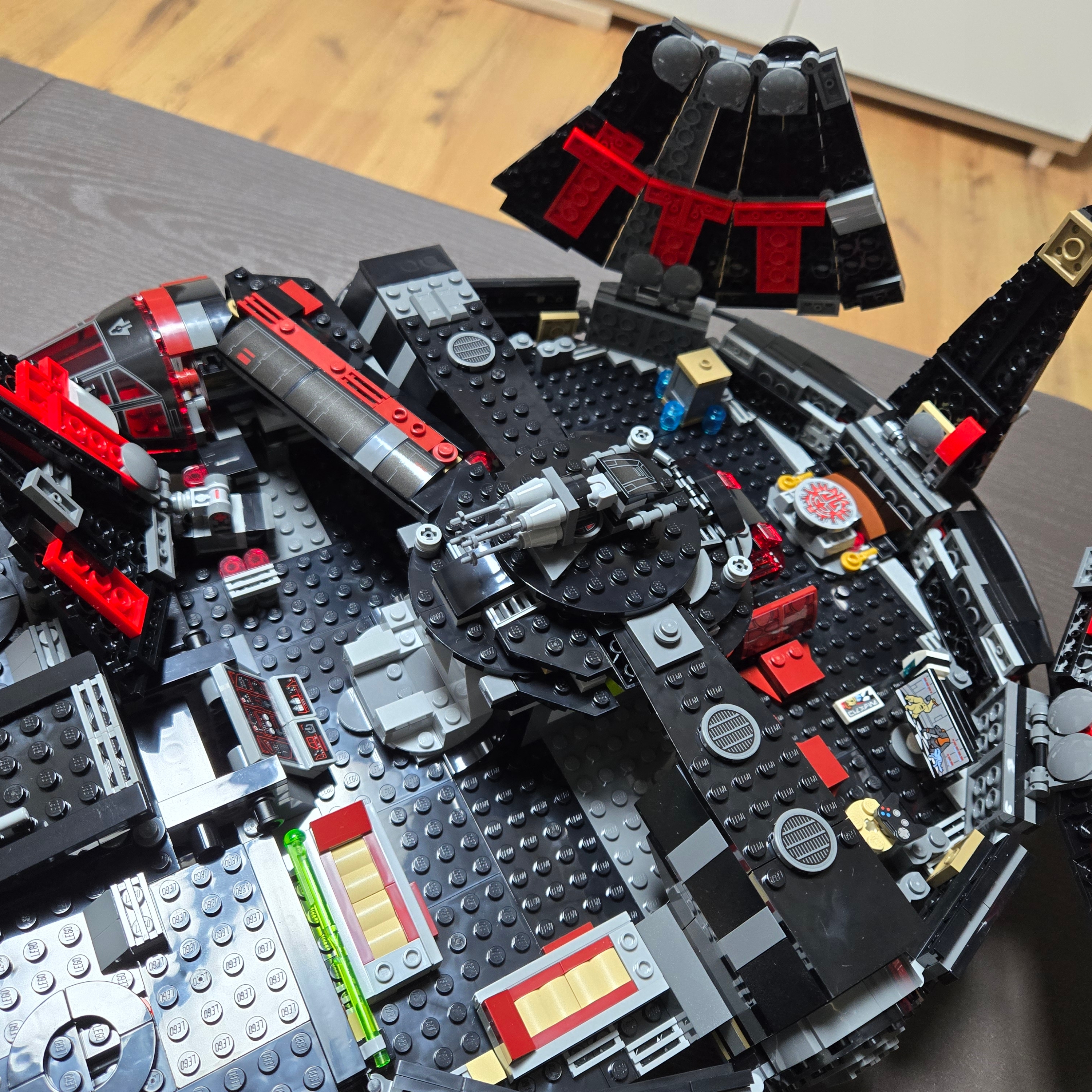 Lego Star Wars The Dark Falcon 착용 스타일 - 3