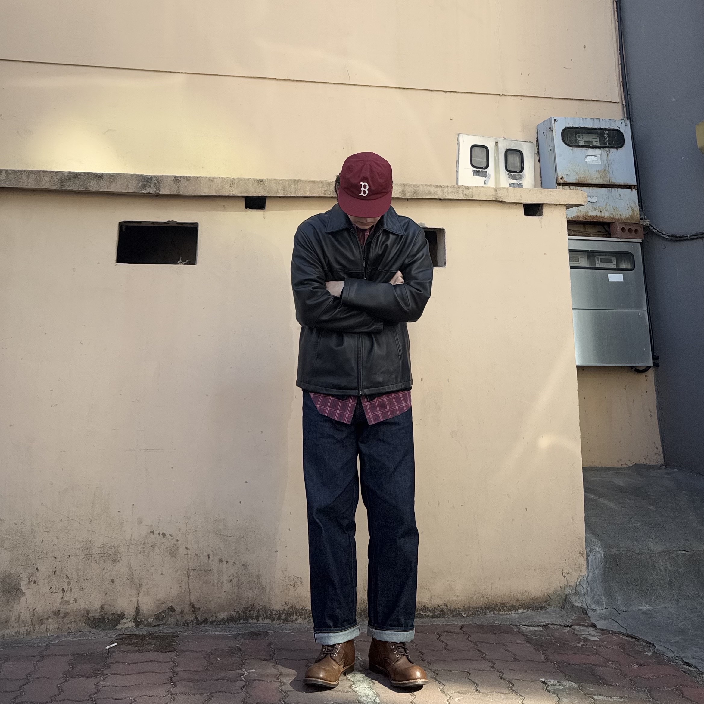 Red Wing Iron Ranger 8111 Amber Harness - D, Supreme Rigid Loose Fit Selvedge Jean Rigid Indigo - 24FW 착용 스타일 - 3