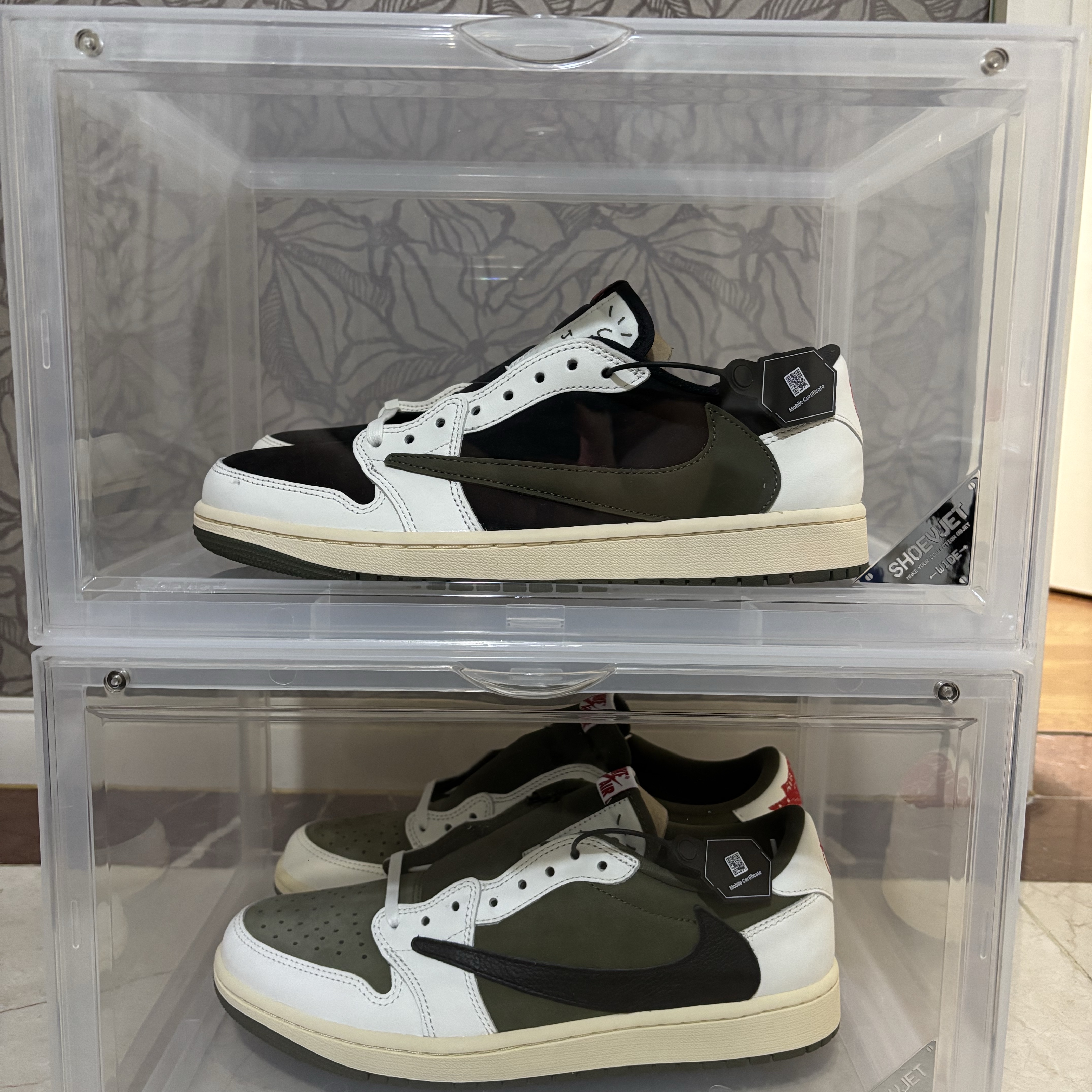(W) Jordan 1 x Travis Scott Retro Low OG SP Medium Olive, Jordan 1 x Travis Scott Retro Low OG SP Reverse Olive 착용 스타일