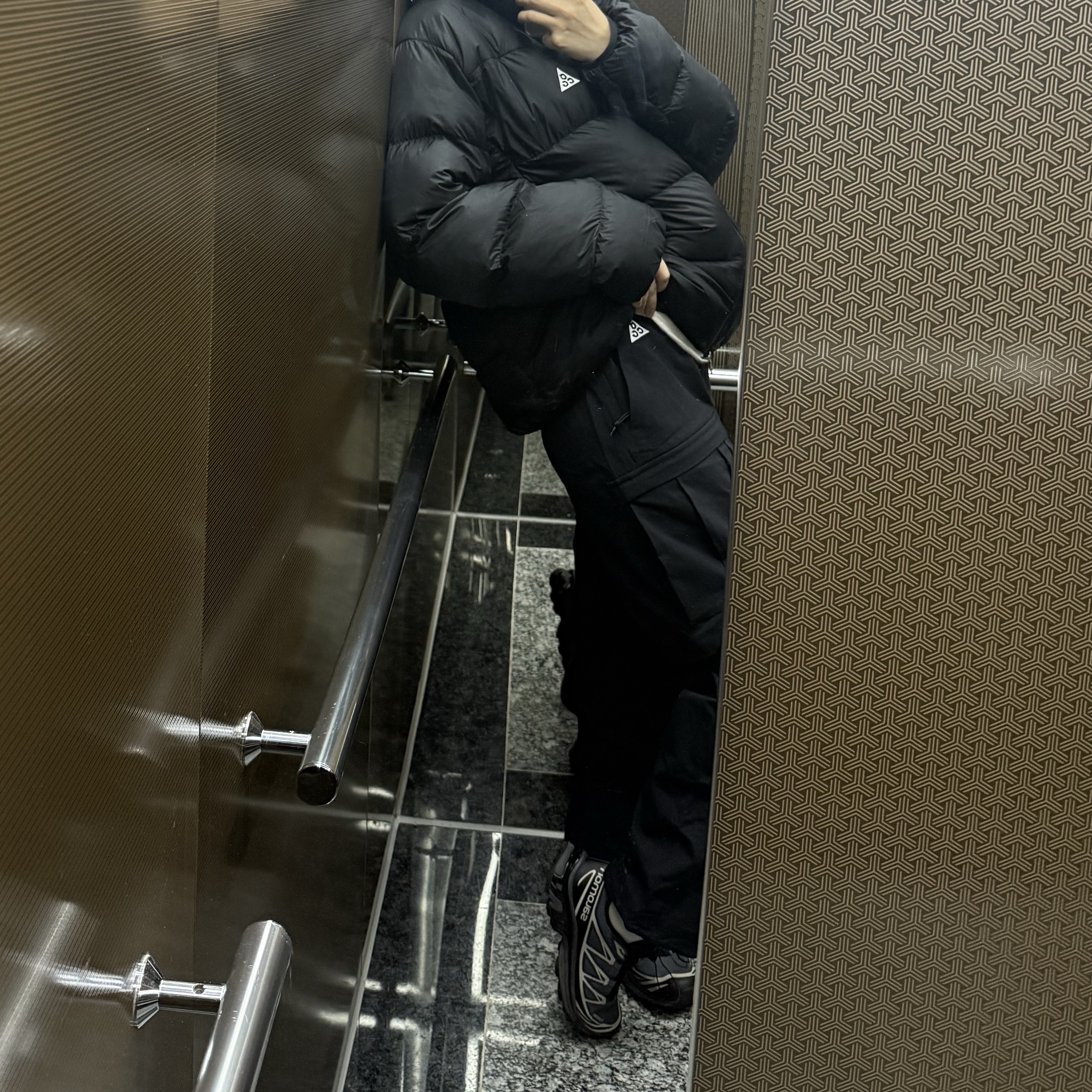 Nike ACG Smith Summit Cargo Pants Black Anthracite - Asia 착용 스타일 - 1