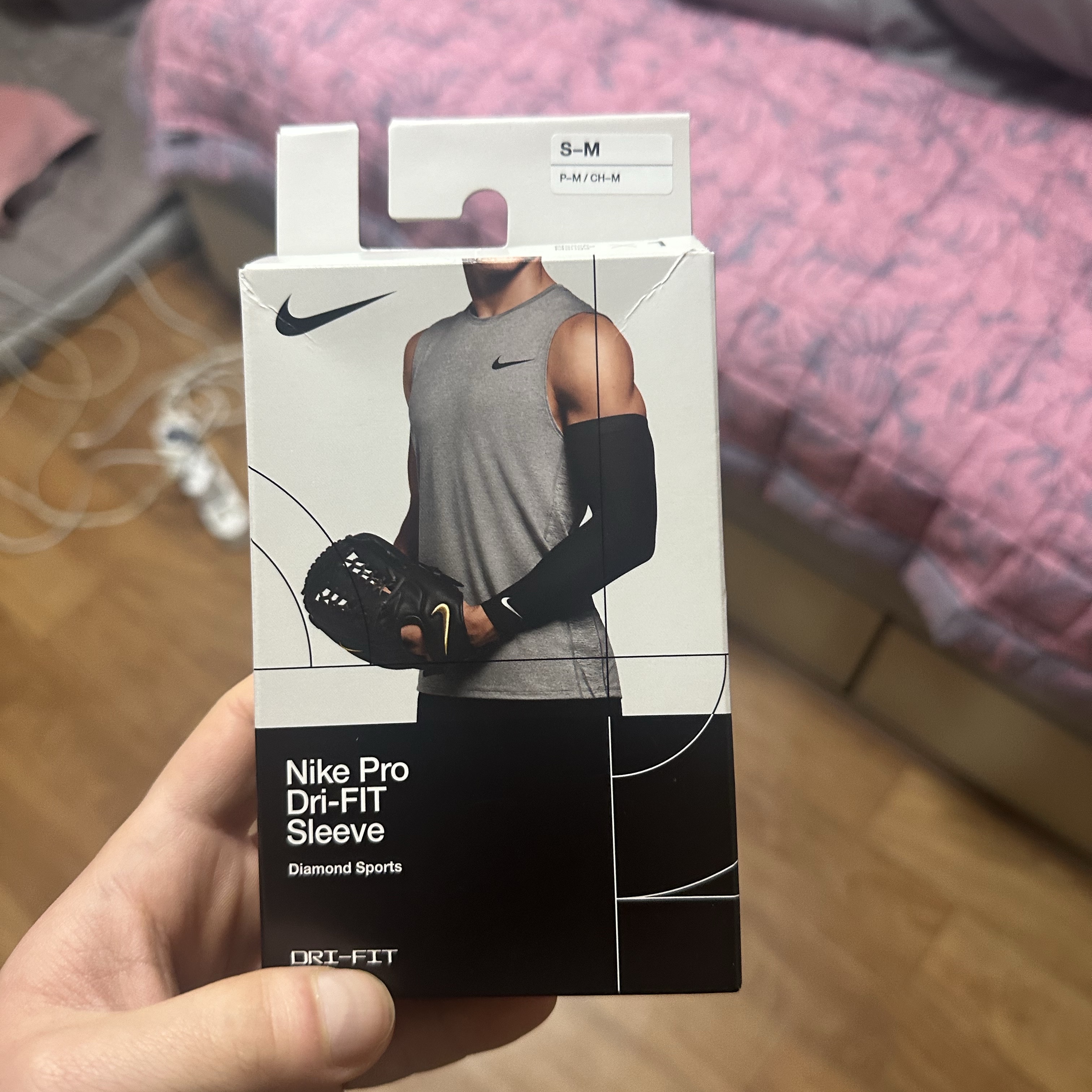 Nike Pro Dri-Fit Arm Sleeve Black 착용 스타일