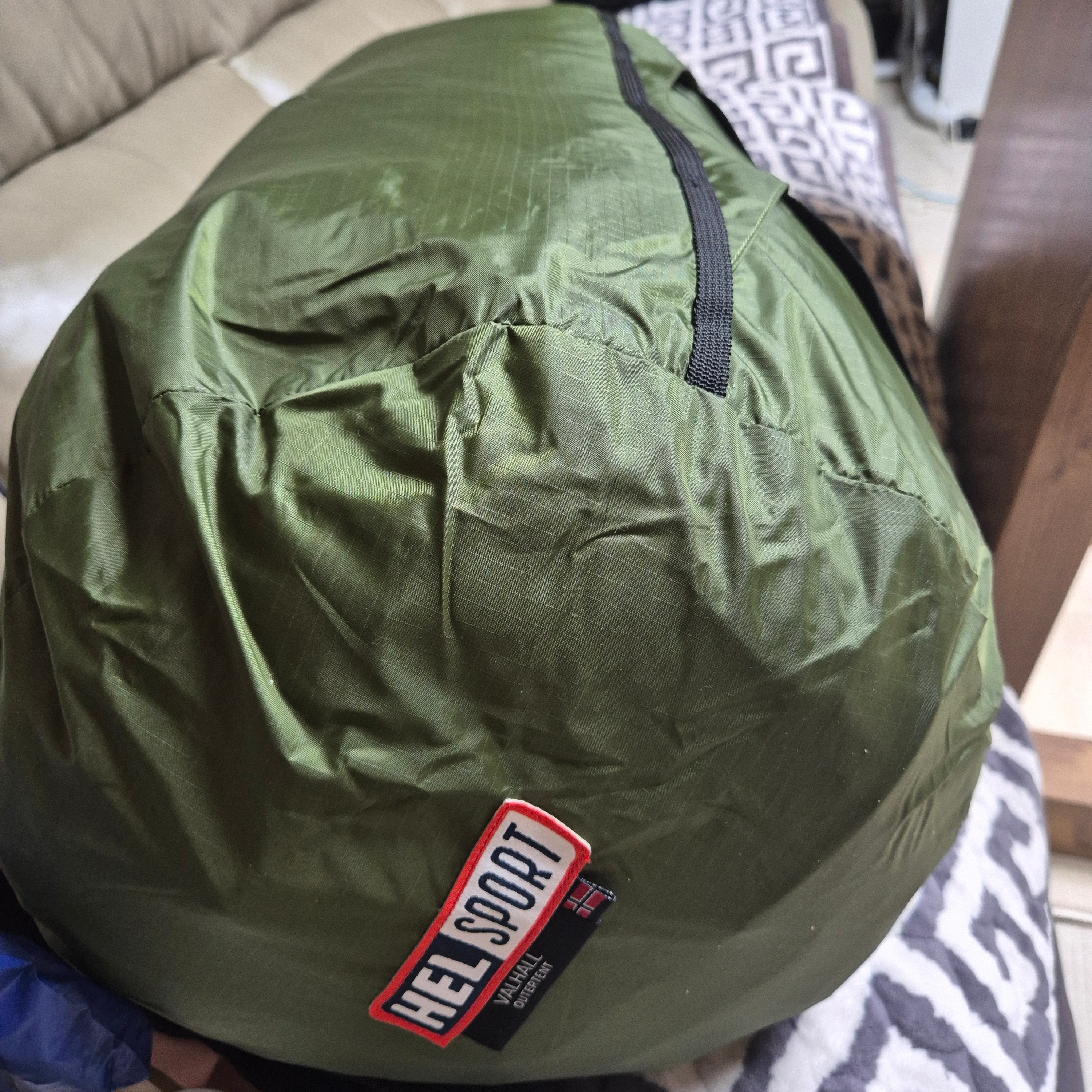 Helsport Valhall Outer Tent 착용 스타일