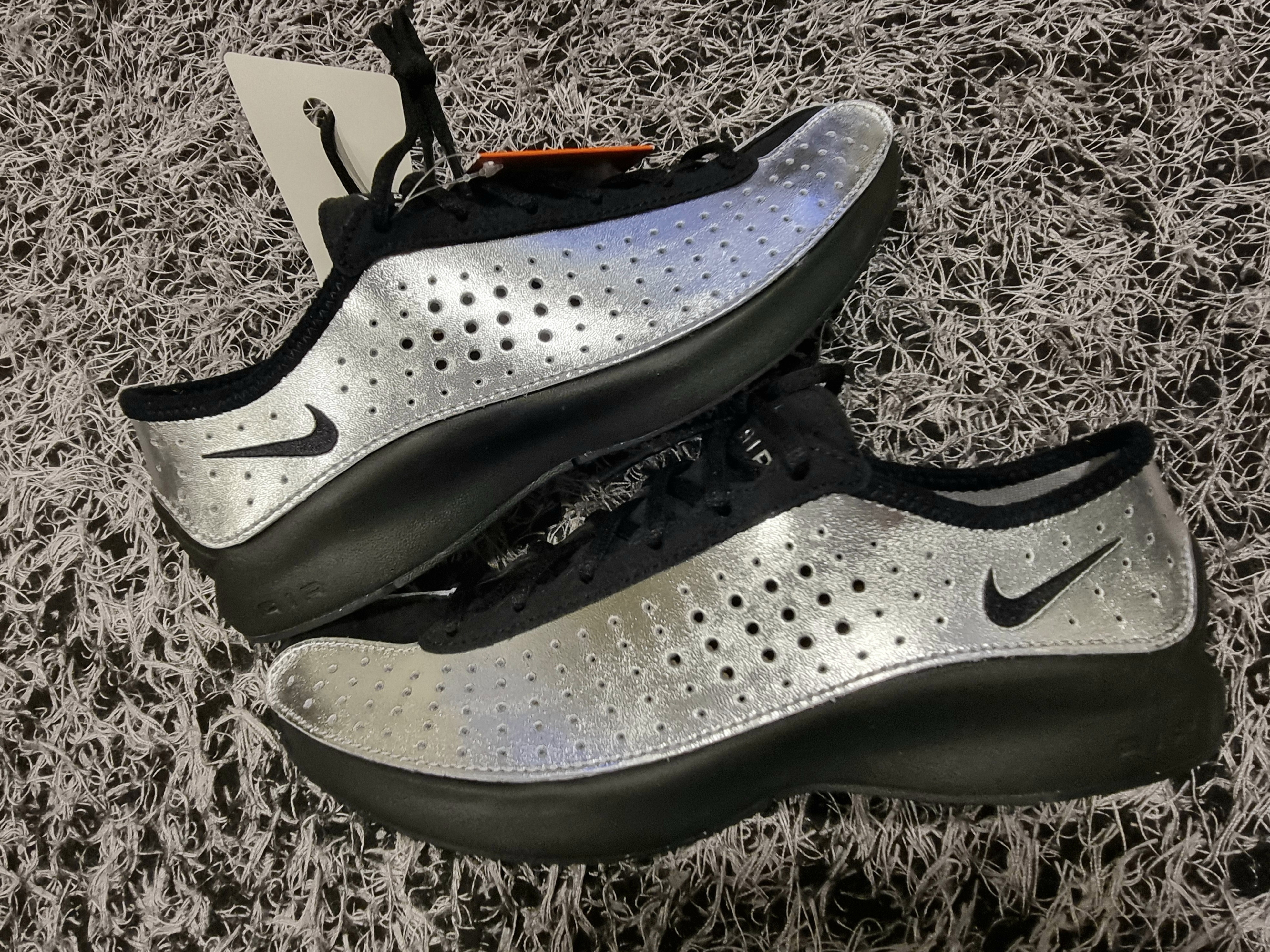 (W) Nike Air Superfly Metallic Silver and Black 착용 스타일 - 2