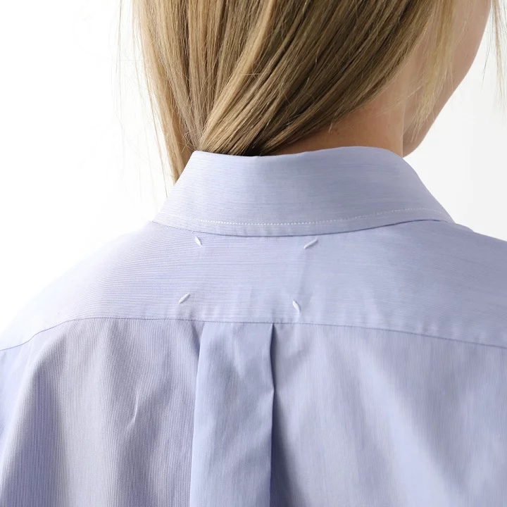 Maison Margiela Light Piquet Shirt Light Blue 착용 스타일 - 2