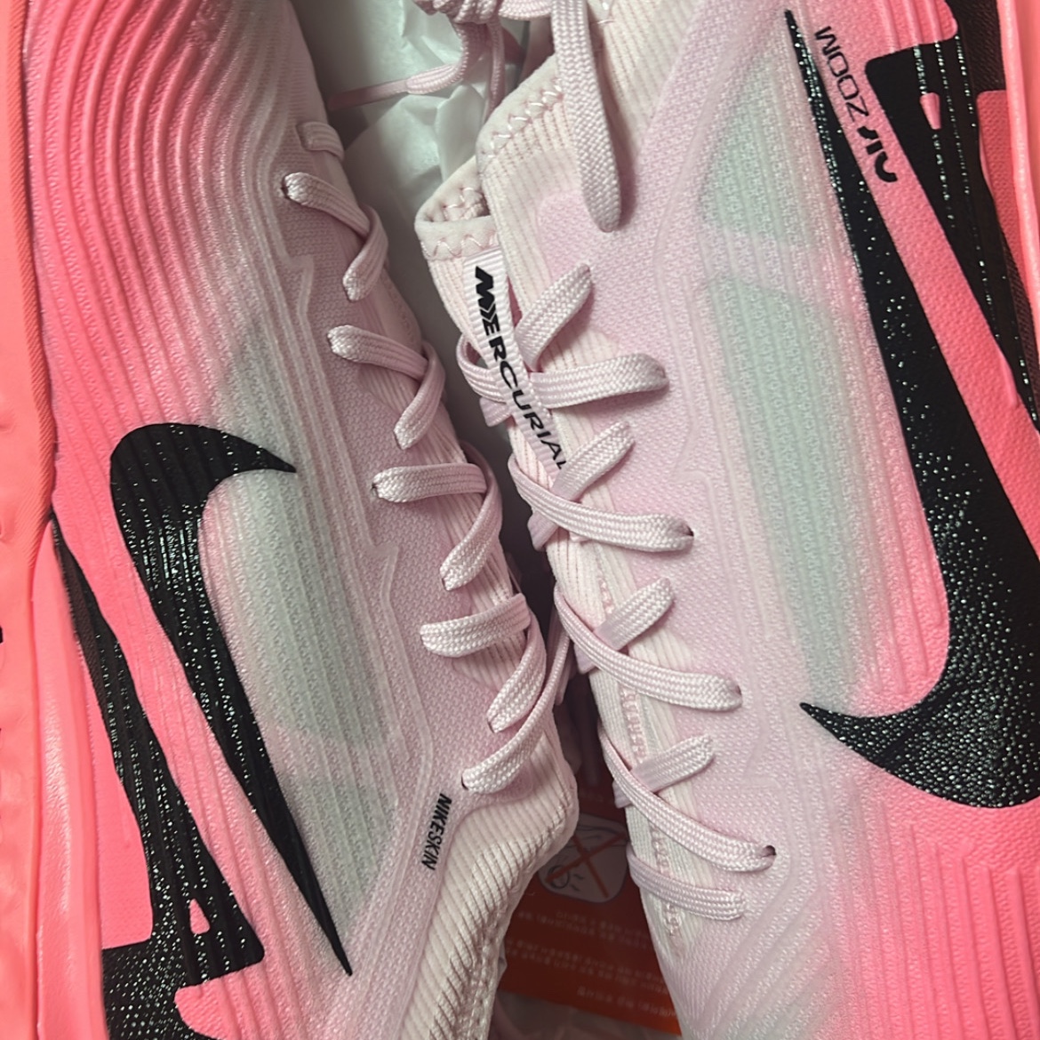 Nike Zoom Mercurial Vapor 15 Pro TF Pink Foam Black 착용 스타일