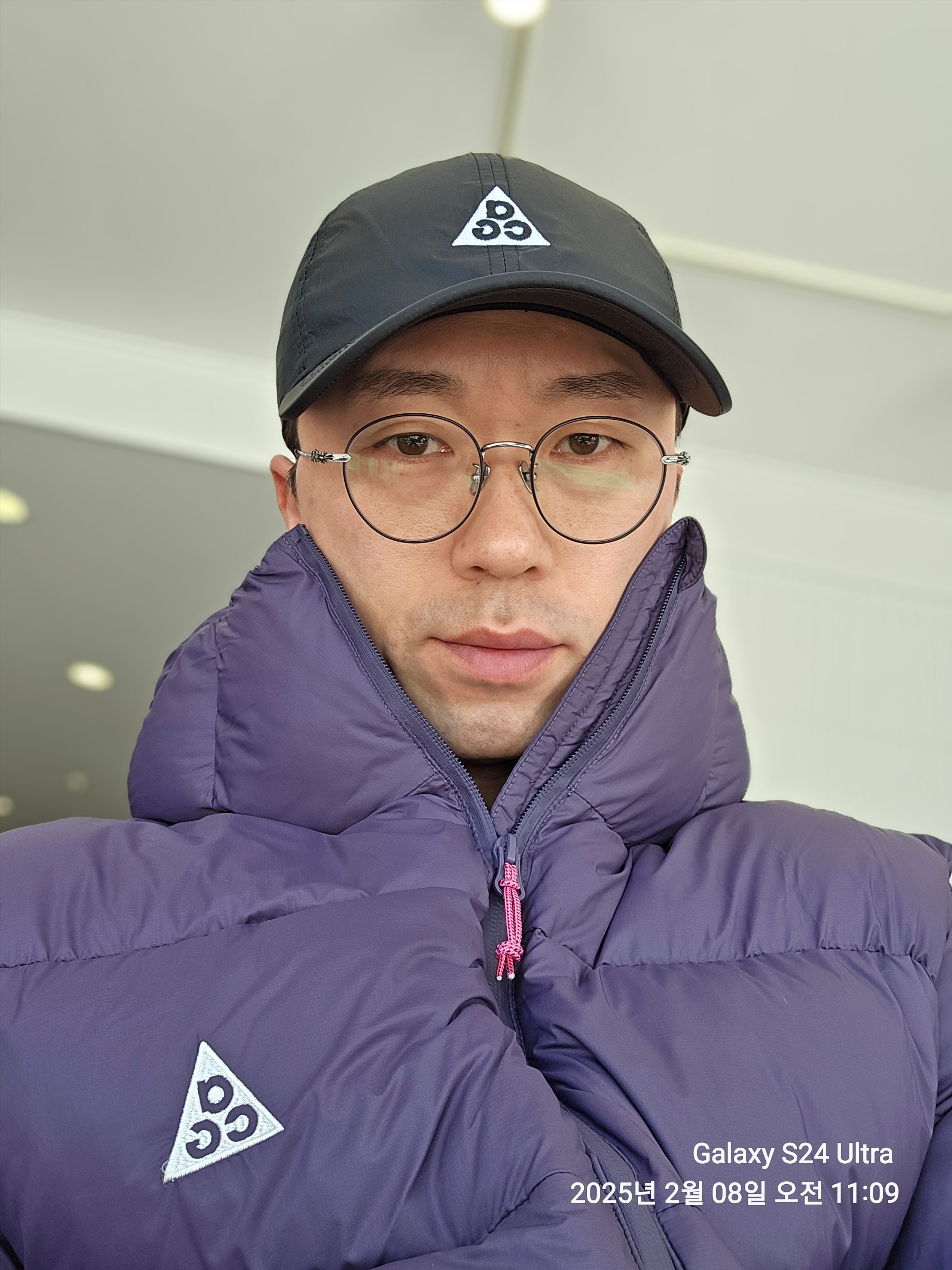 Nike ACG Trail Cap Black, Nike ACG Therma-Fit ADV Lunar Lake Loose Hooded Jacket Dark Raisin Black - Asia 착용 스타일