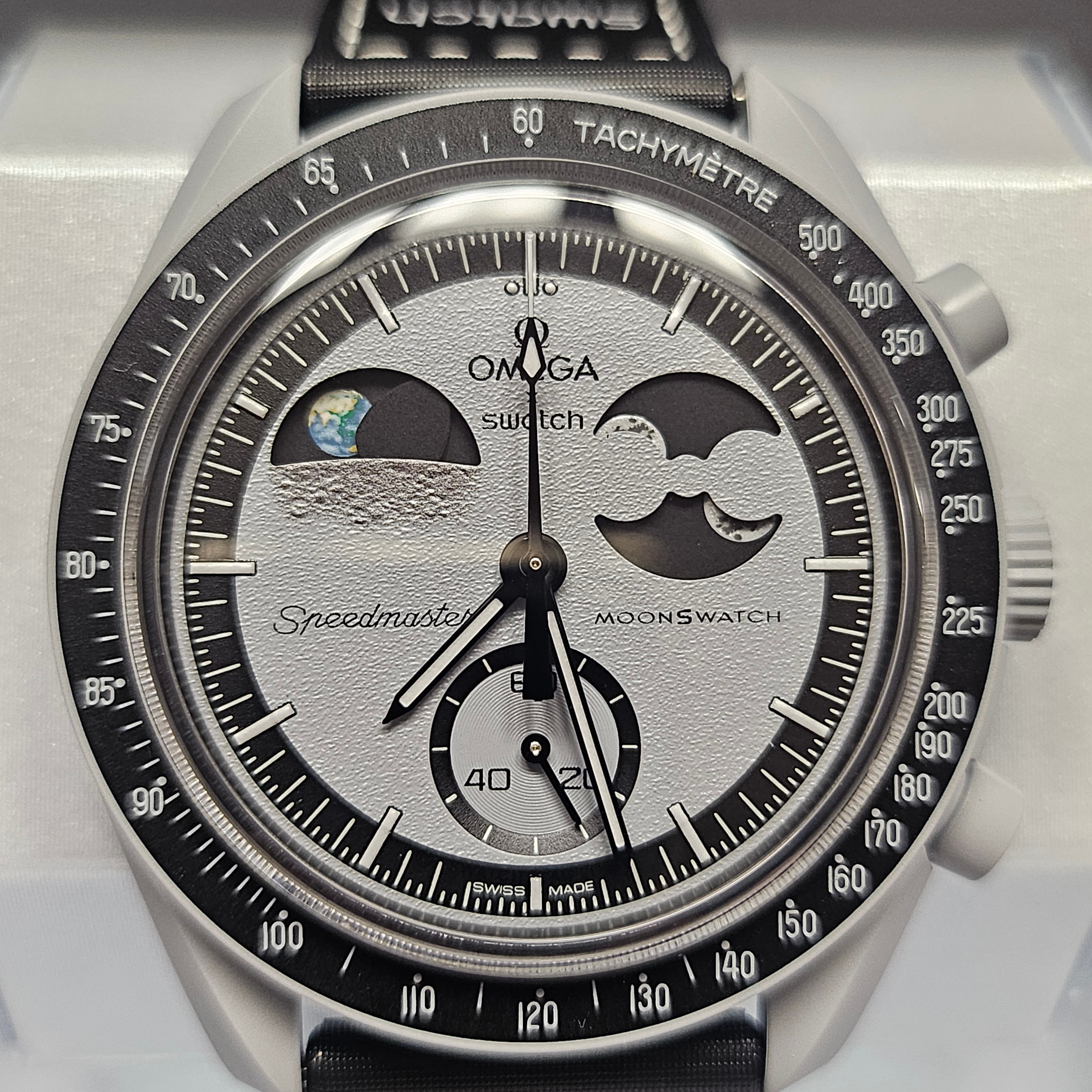 Swatch x Omega Bioceramic MoonSwatch Mission To Earthphase 착용 스타일 - 2