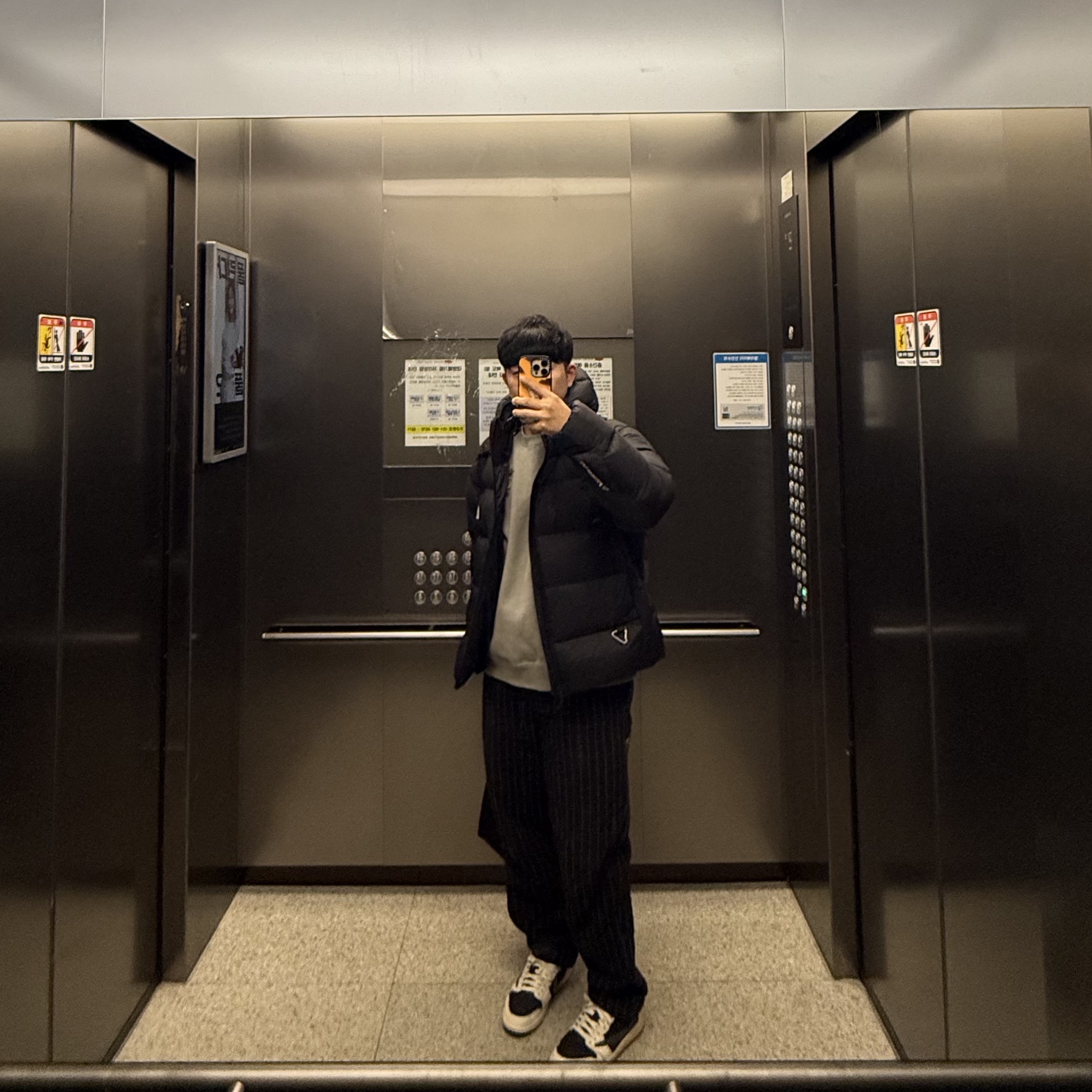 Nike ACG Therma-Fit ADV Lunar Lake Loose Hooded Jacket Black Summit White - Asia, Nike x Stussy NRG ZR Fleece Crewneck Heather Grey - US/EU 착용 스타일